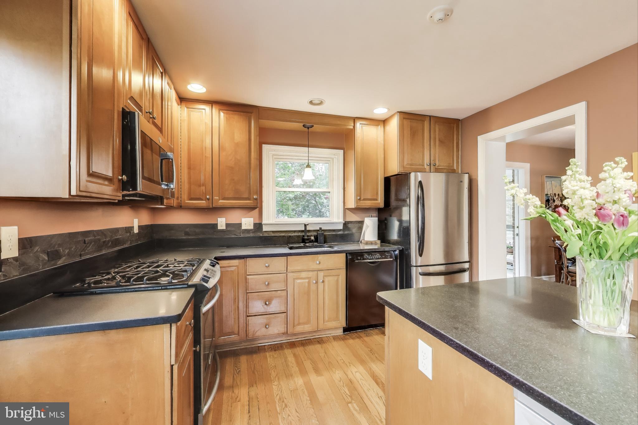 NORTHWOOD VILLAGE - Residential