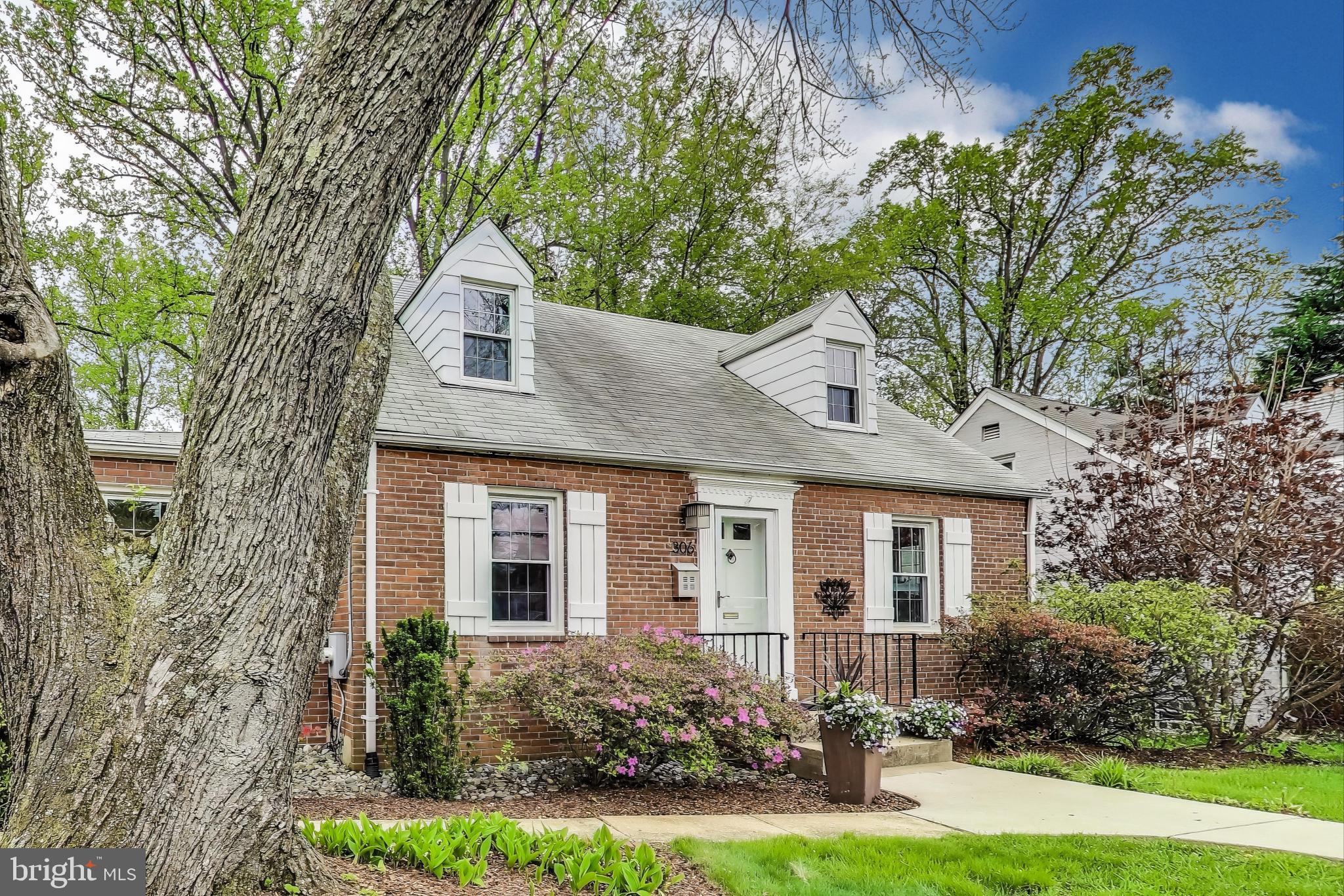 NORTHWOOD VILLAGE - Residential