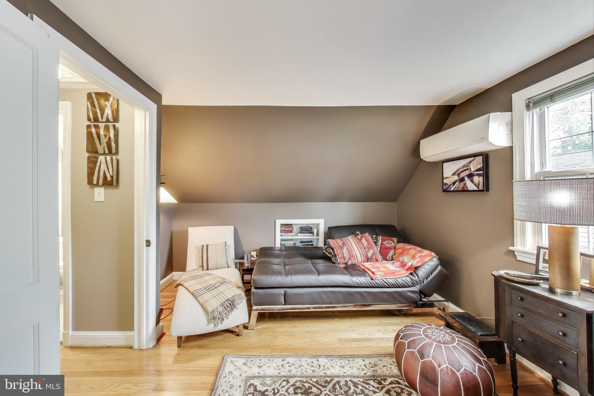 NORTHWOOD VILLAGE - Residential