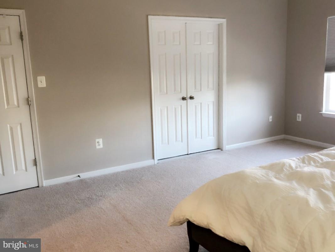 ASHBROOK - Residential Lease