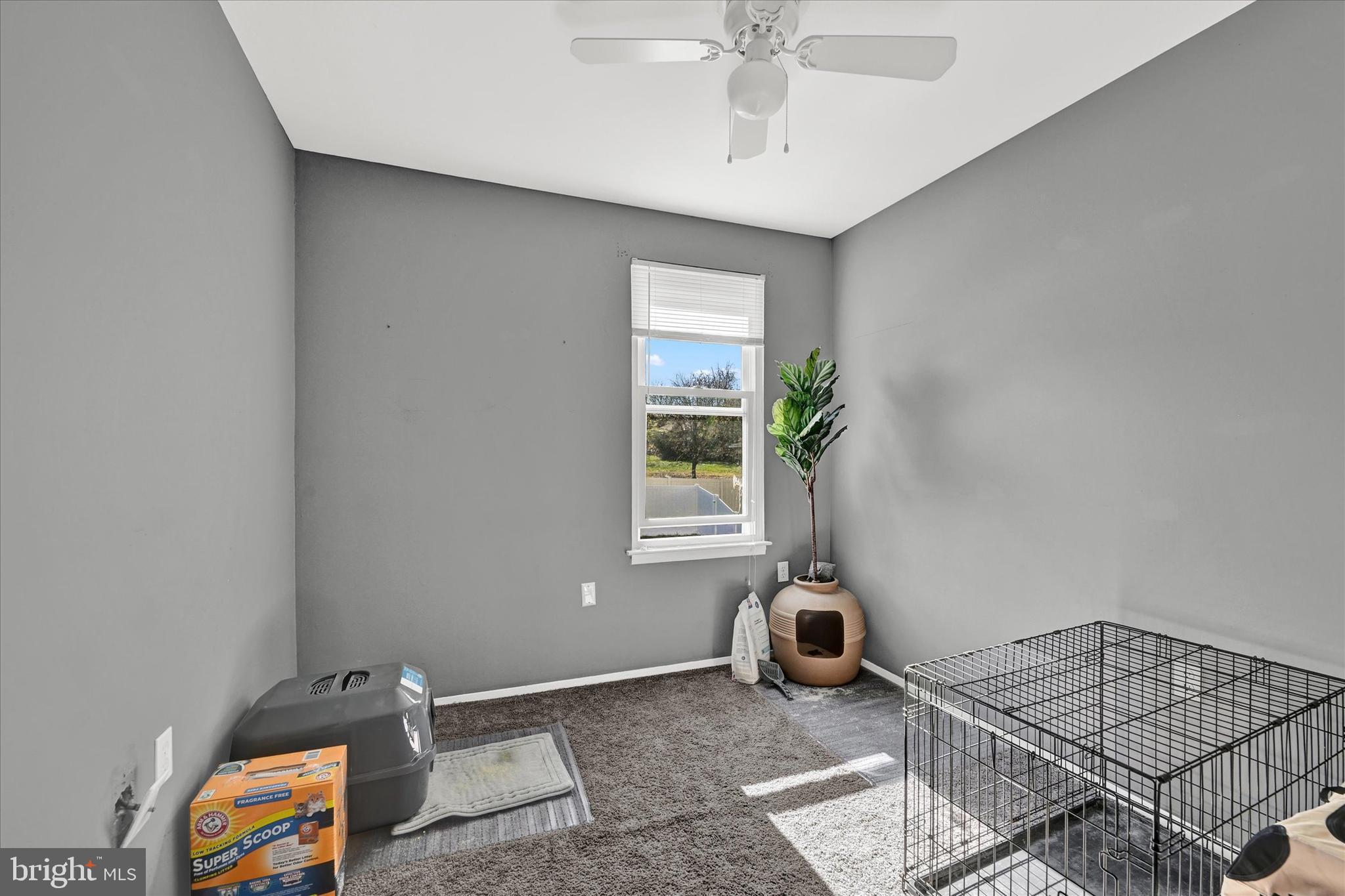 VILLAGE OAKS - Residential Lease