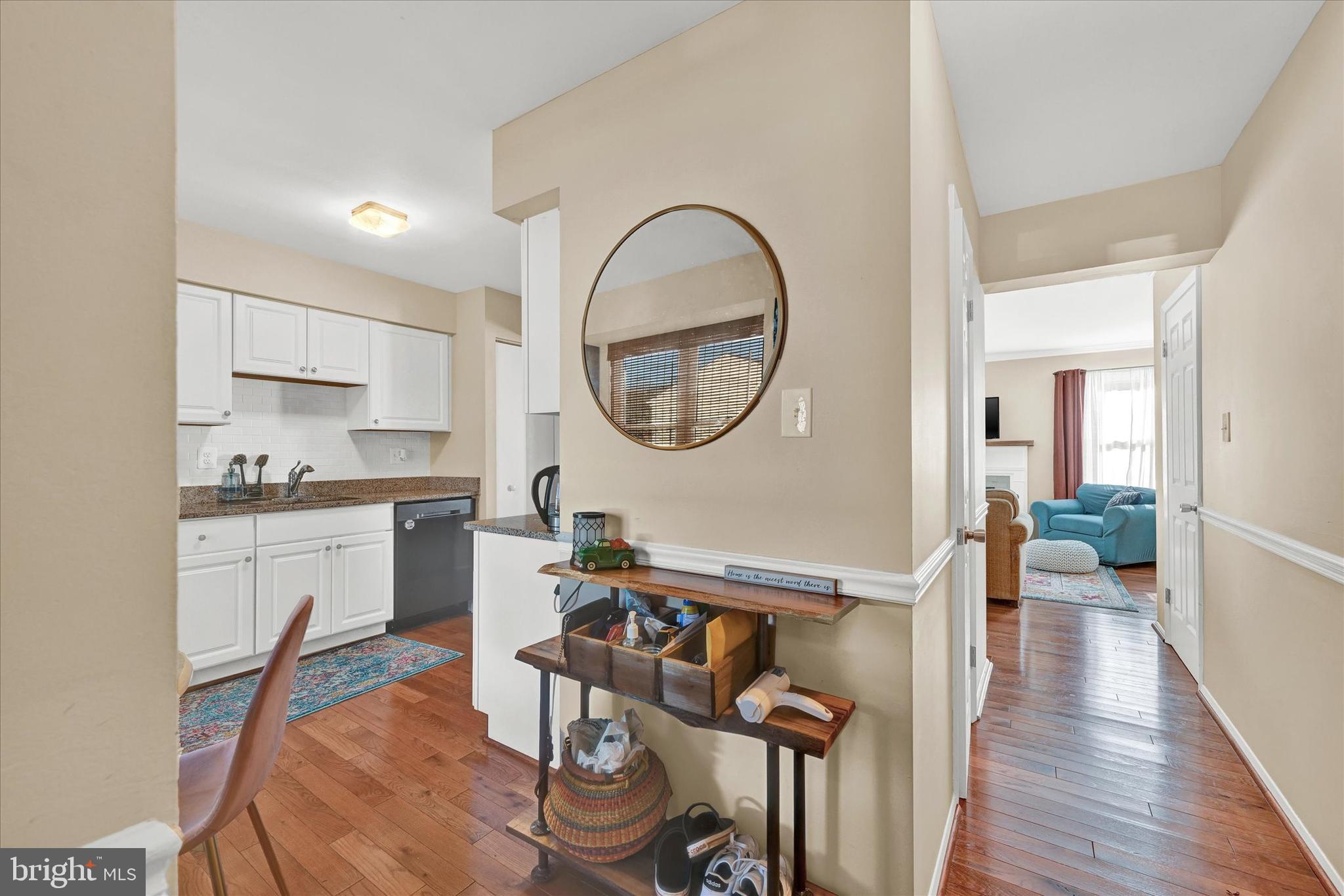 VILLAGE OAKS - Residential Lease