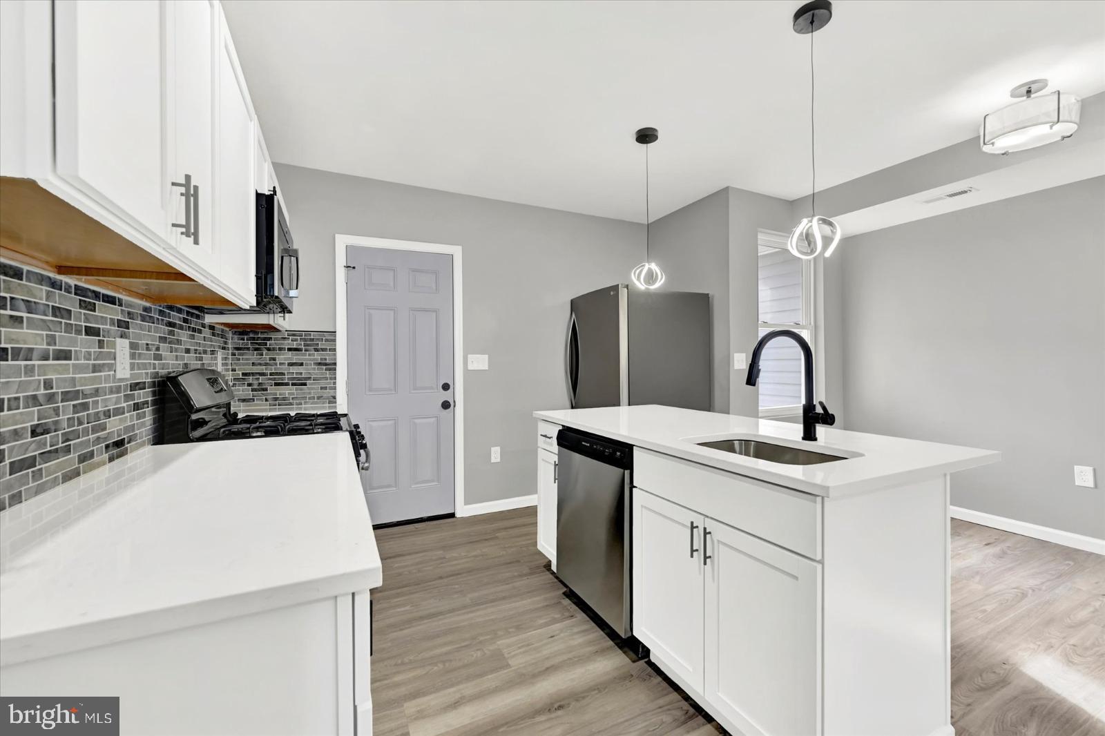 COLDSTREAM HOMESTEAD MONTEBELLO HISTORIC DISTRICT - Residential