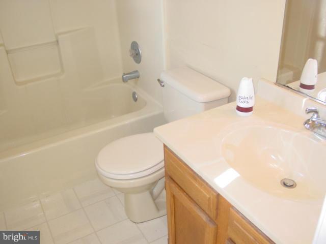 WHISPERING MEADOWS - Residential