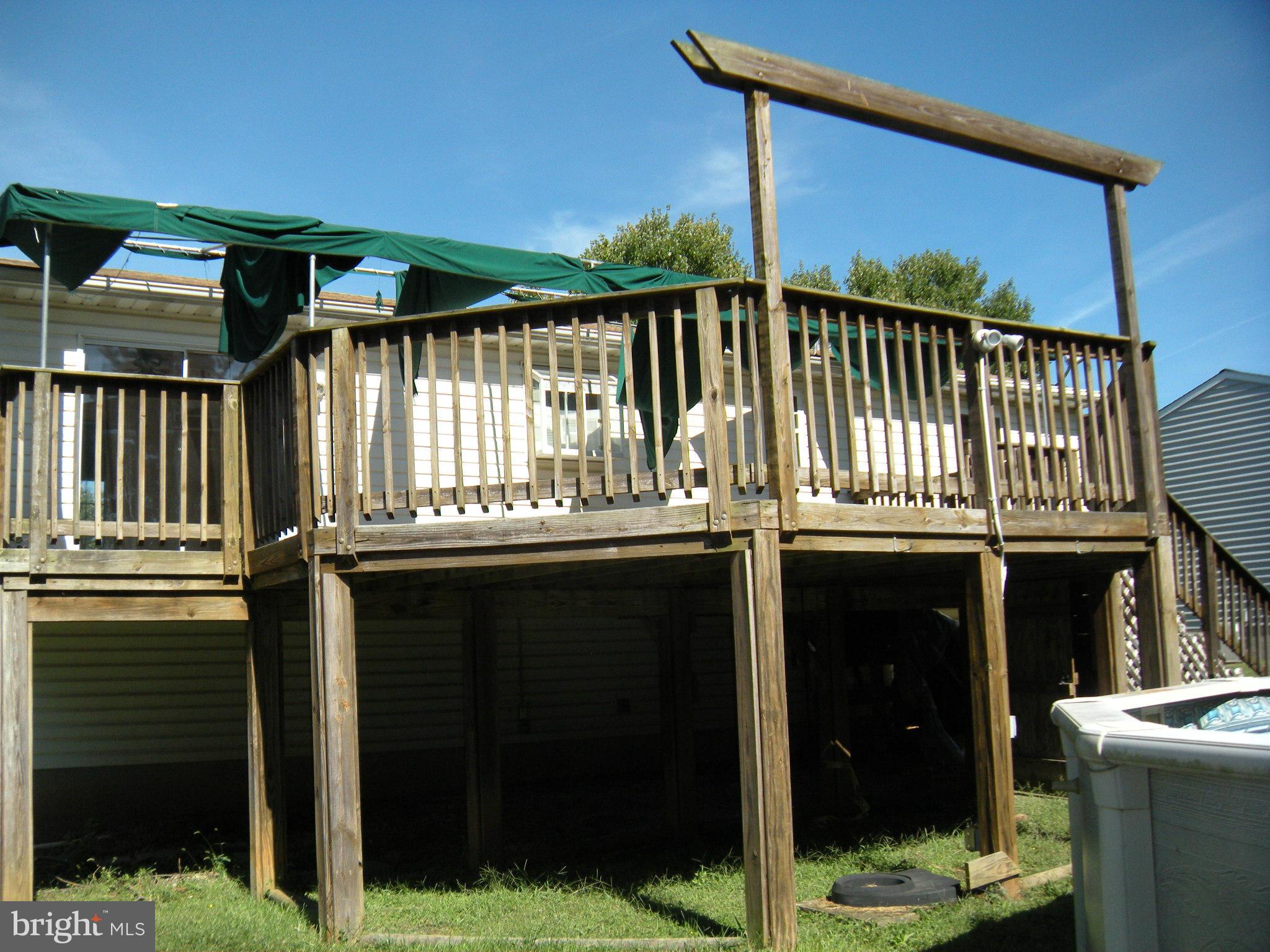 WHISPERING MEADOWS - Residential