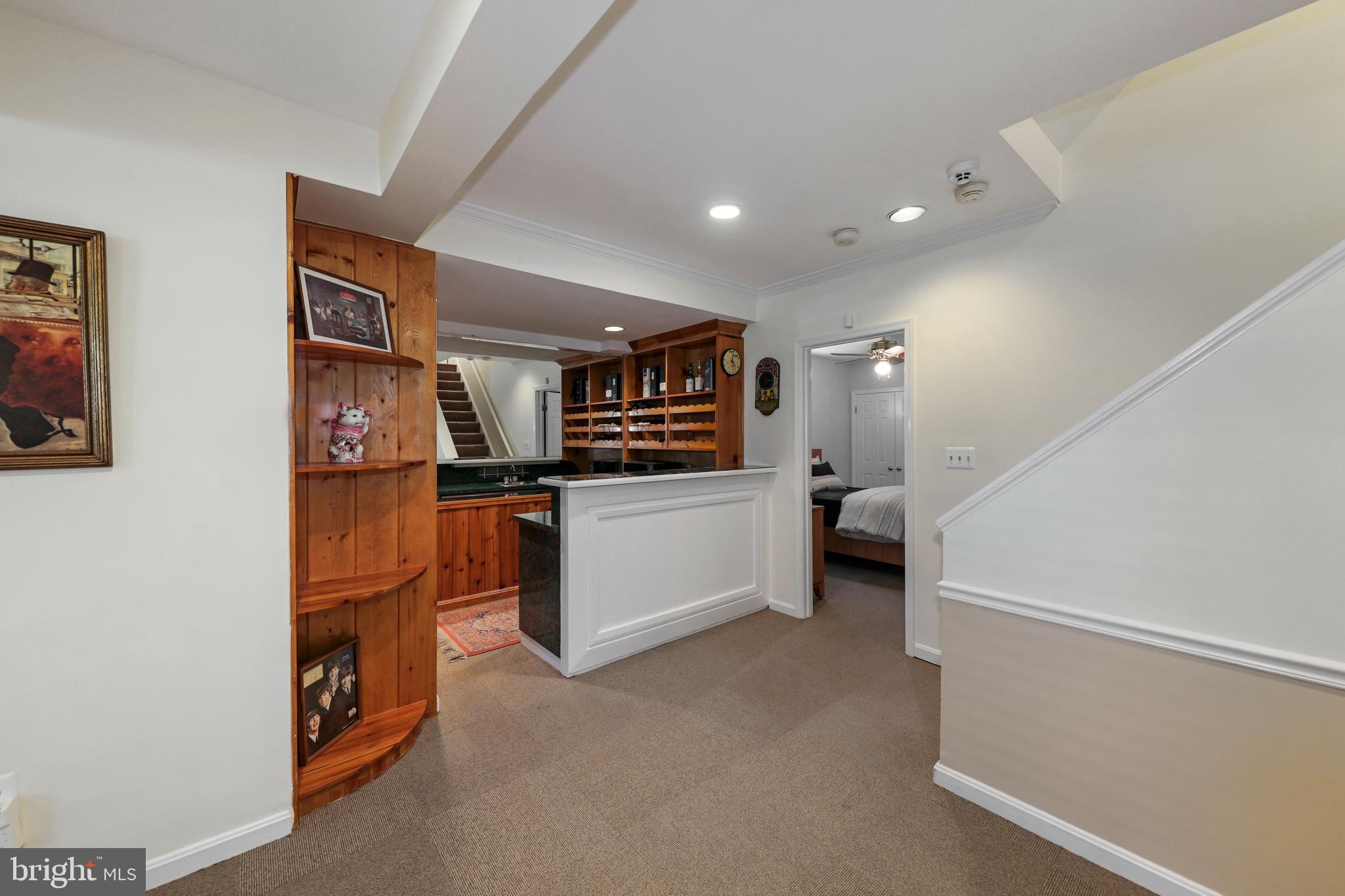 RIVER FALLS - Residential