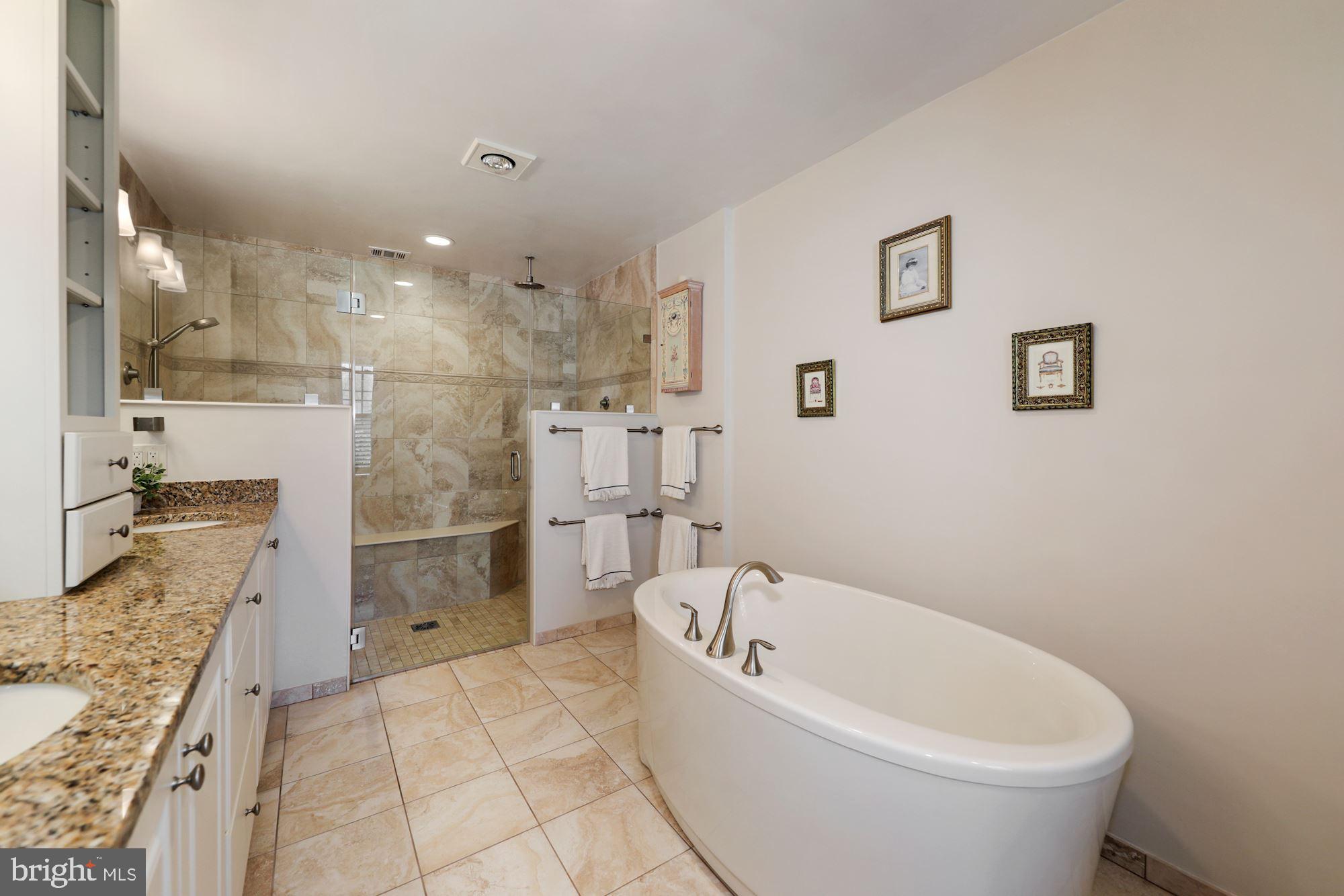 RIVER FALLS - Residential