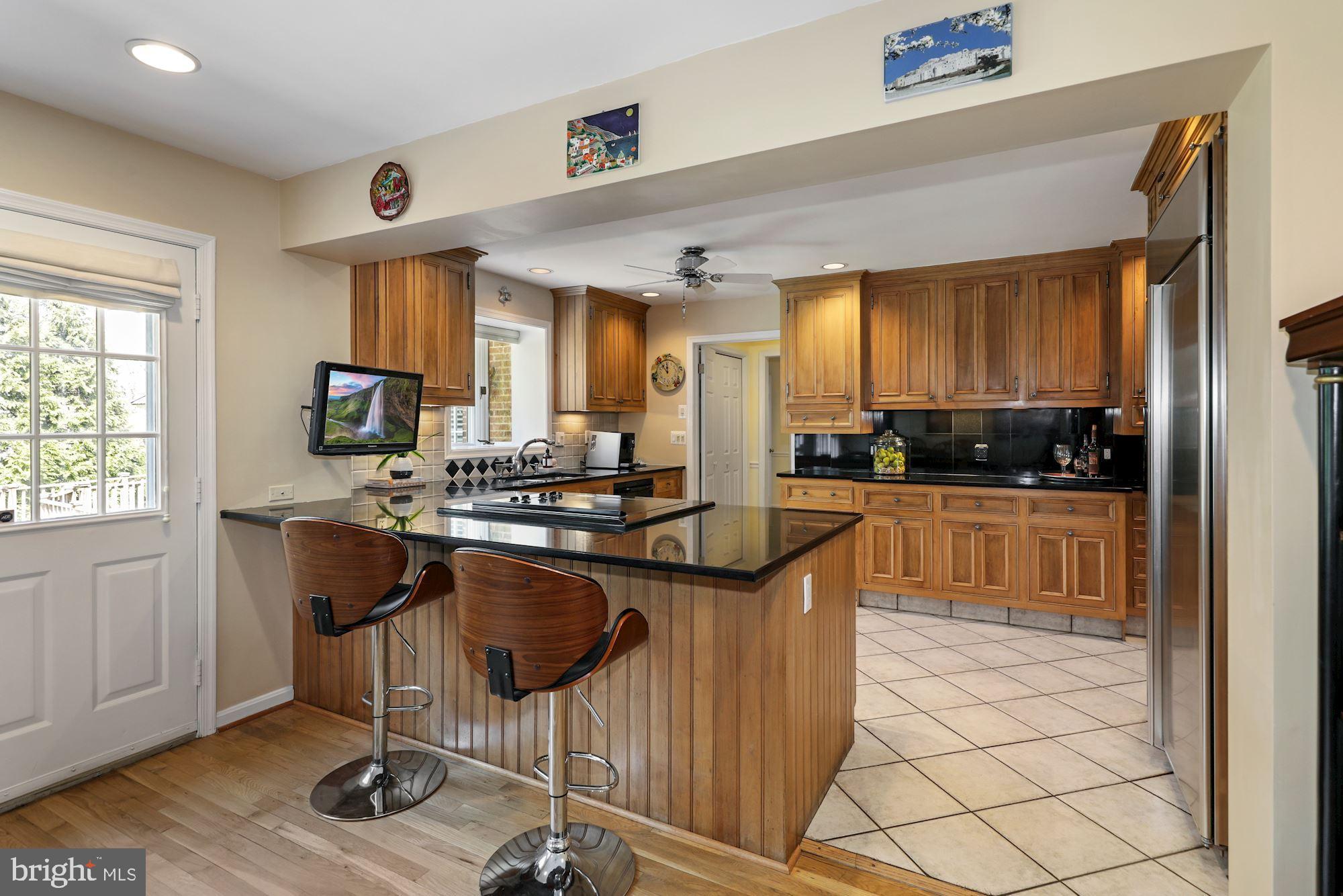 RIVER FALLS - Residential