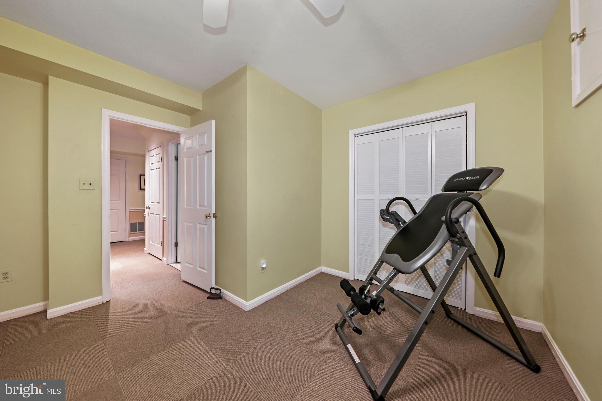 RIVER FALLS - Residential