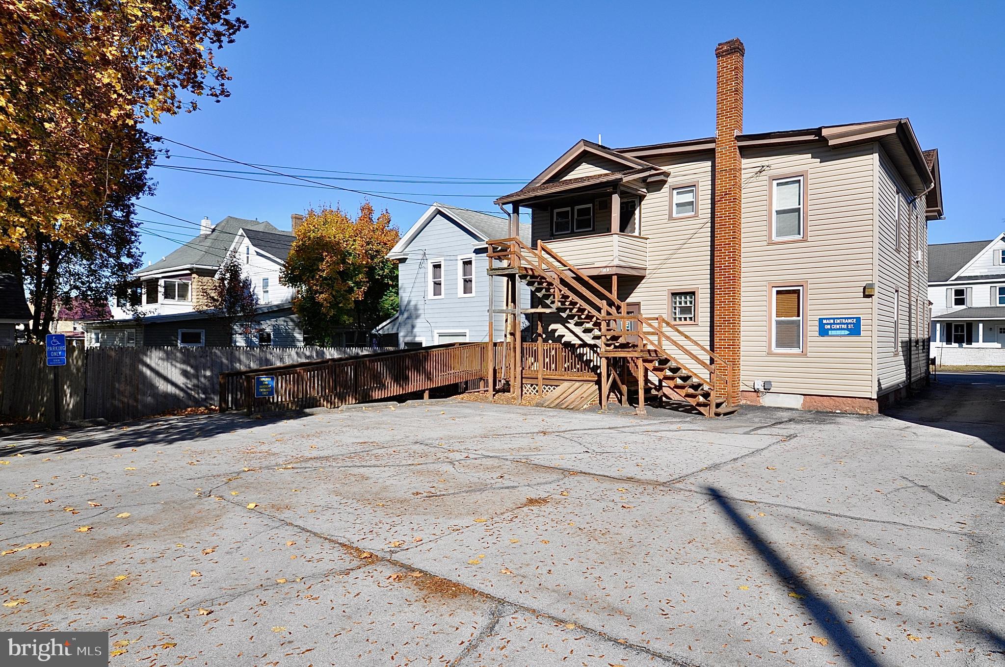 109 & 109B N CENTRE STREET