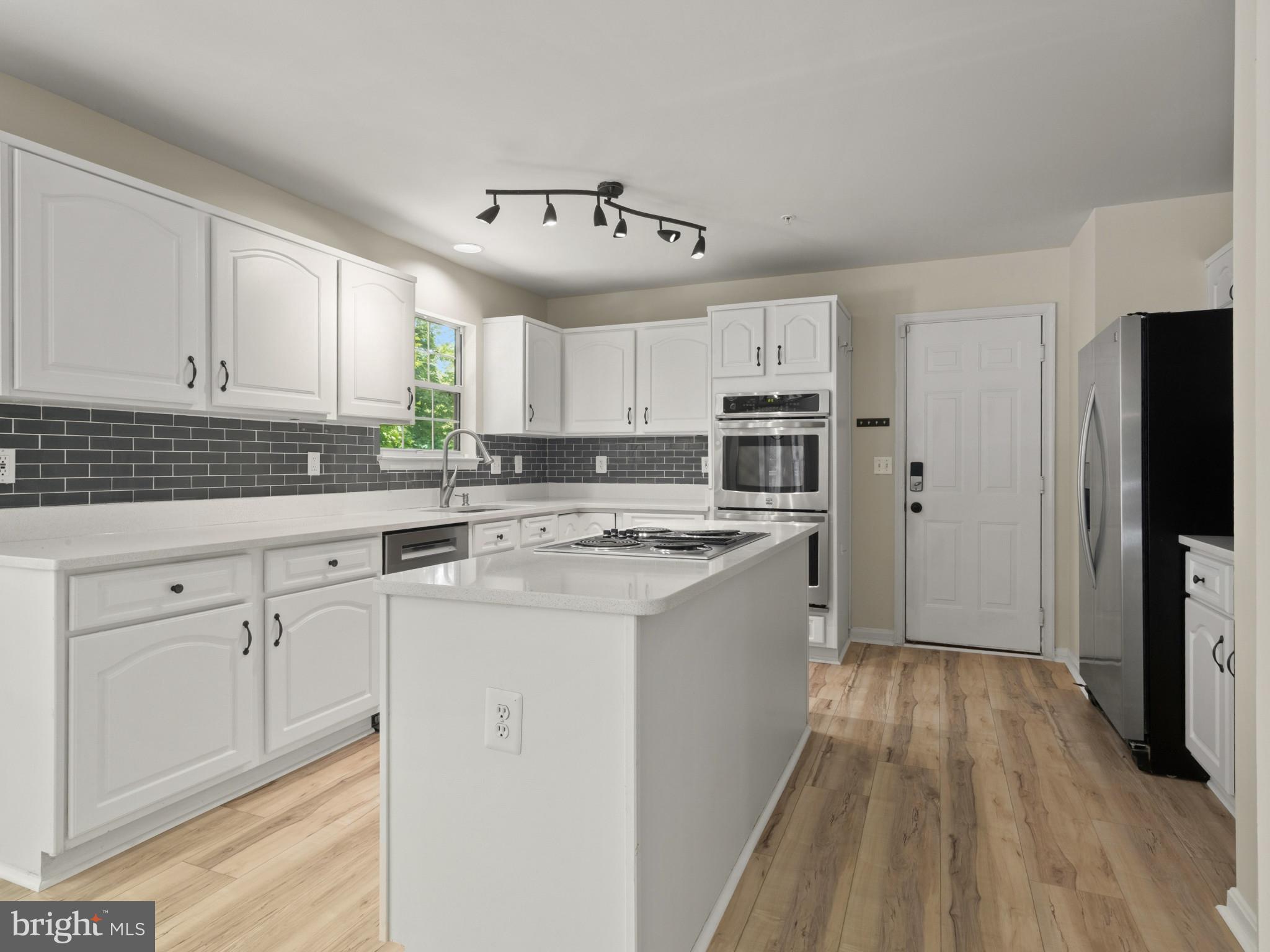 WESTPHALIA WOODS - Residential