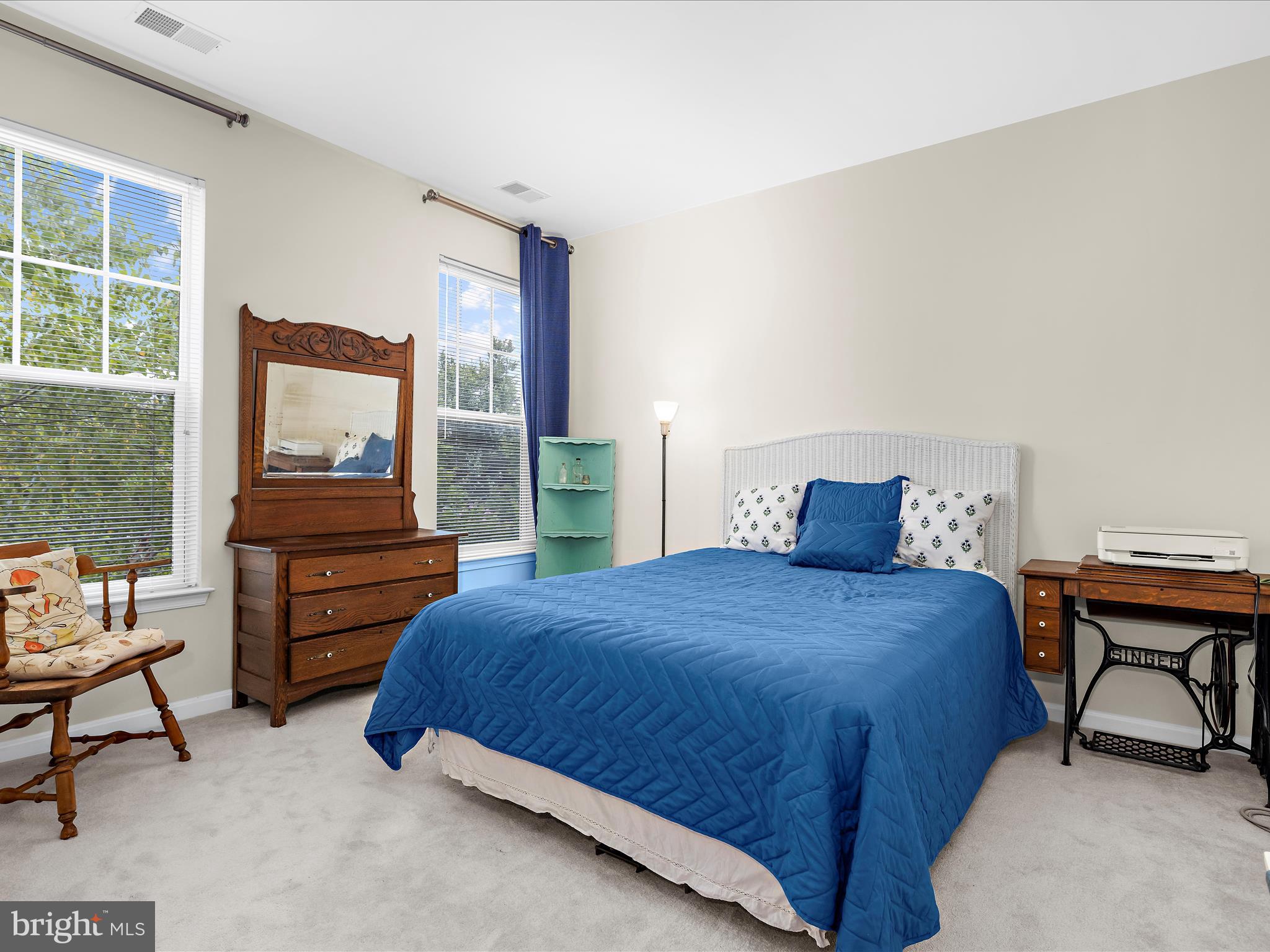 DEEP HARBOUR - Residential