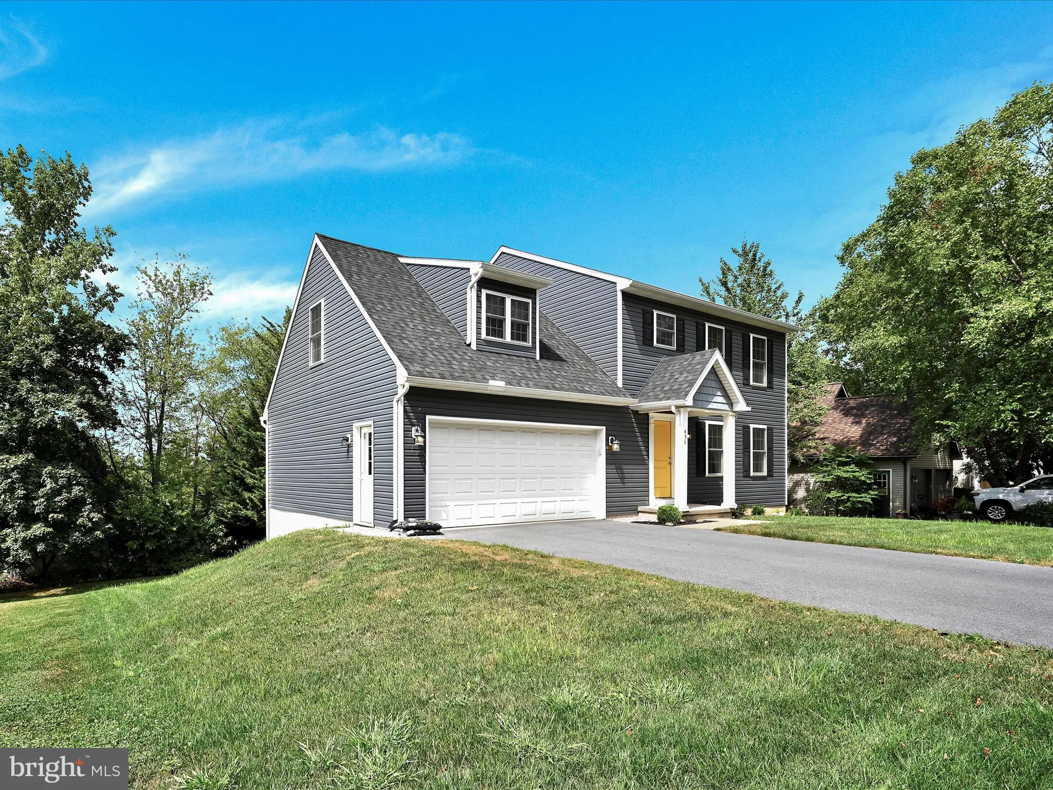 Ephrata, Pennsylvania 17522, United States, 4 Bedrooms Bedrooms, ,3 BathroomsBathrooms,Residential,Active,190525