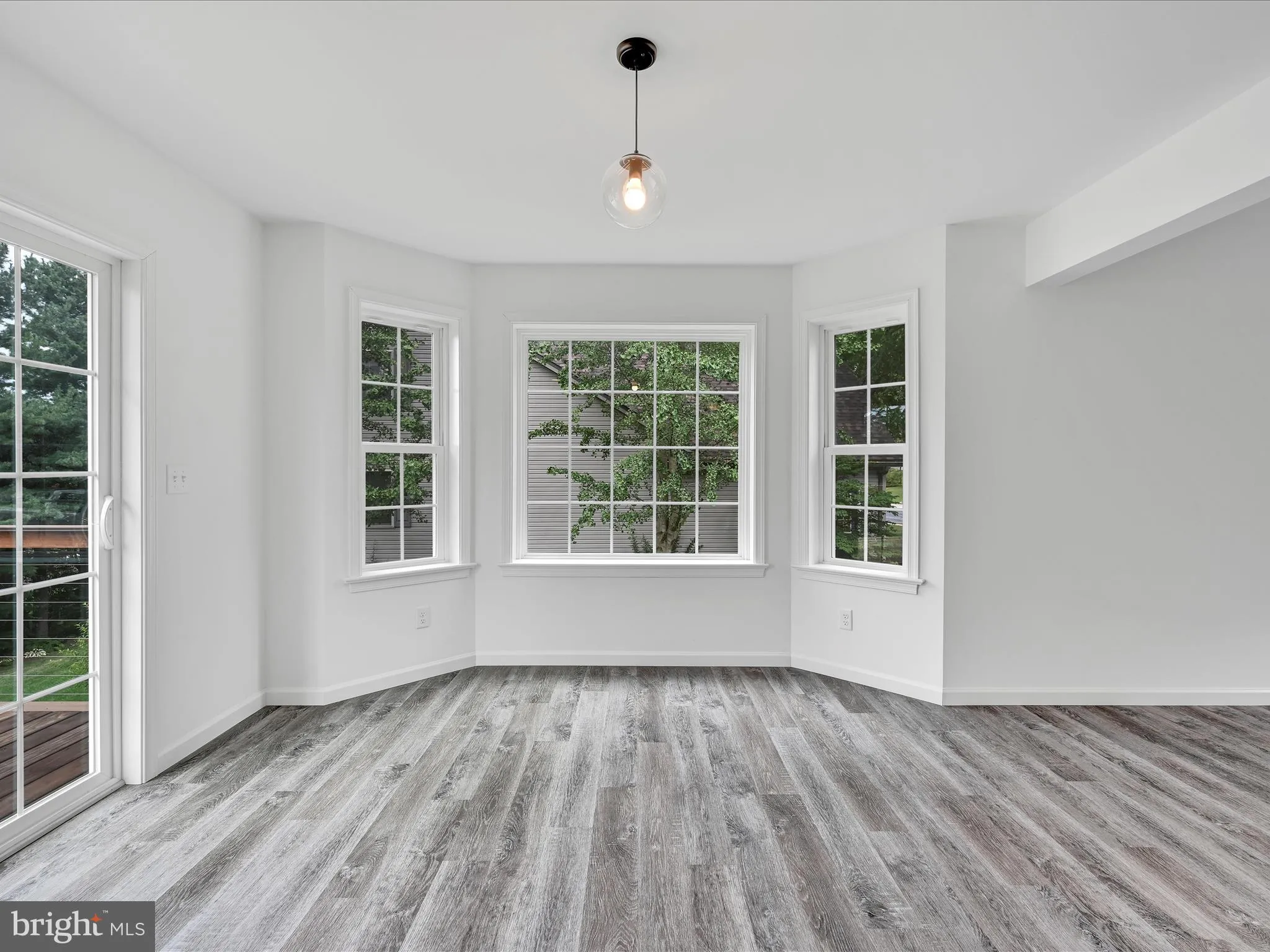 Ephrata, Pennsylvania 17522, United States, 4 Bedrooms Bedrooms, ,3 BathroomsBathrooms,Residential,Active,190525