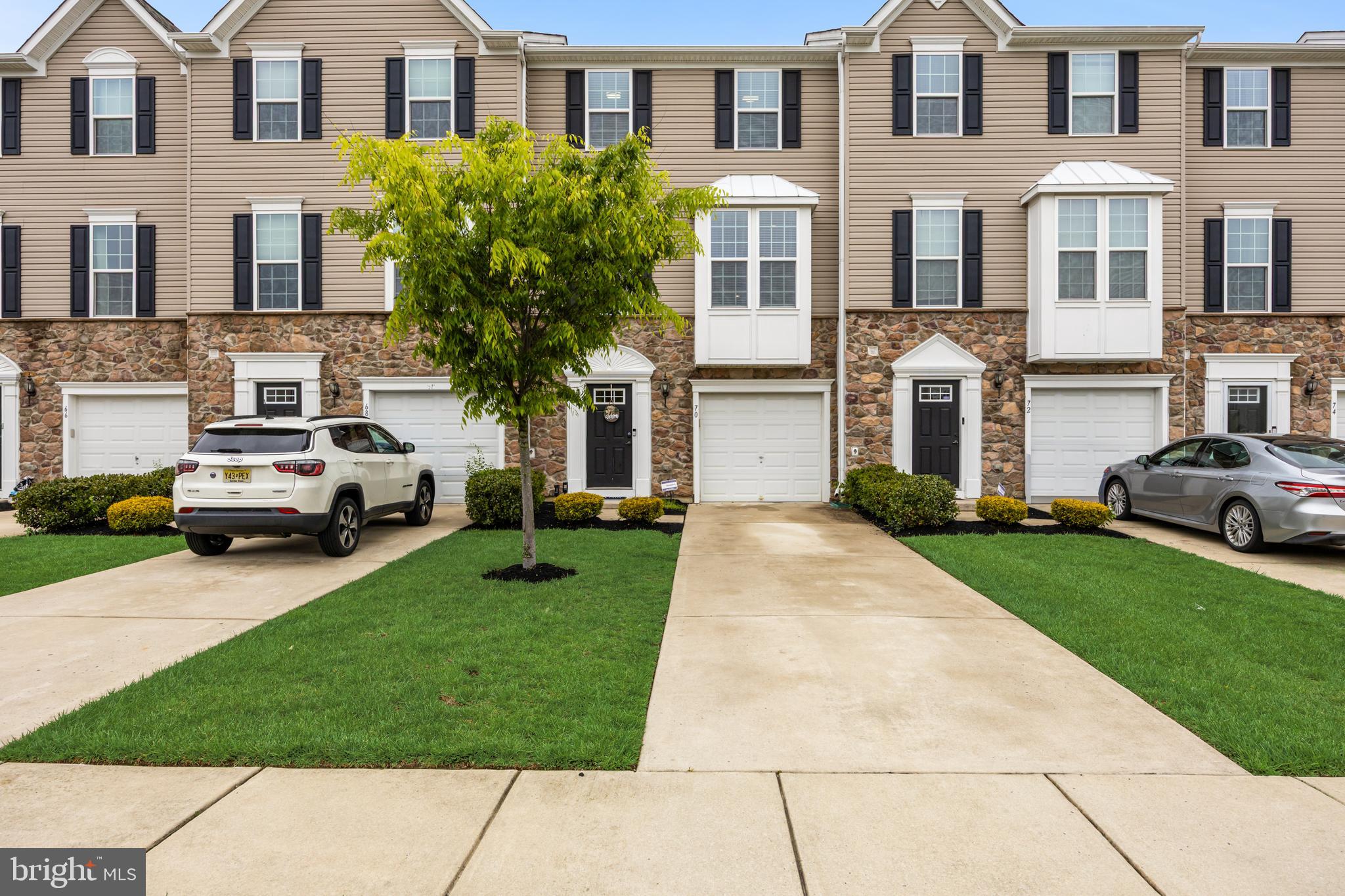 Photo 1 of 28 — 70 BENFORD, EDGEWATER PARK, NJ 08010