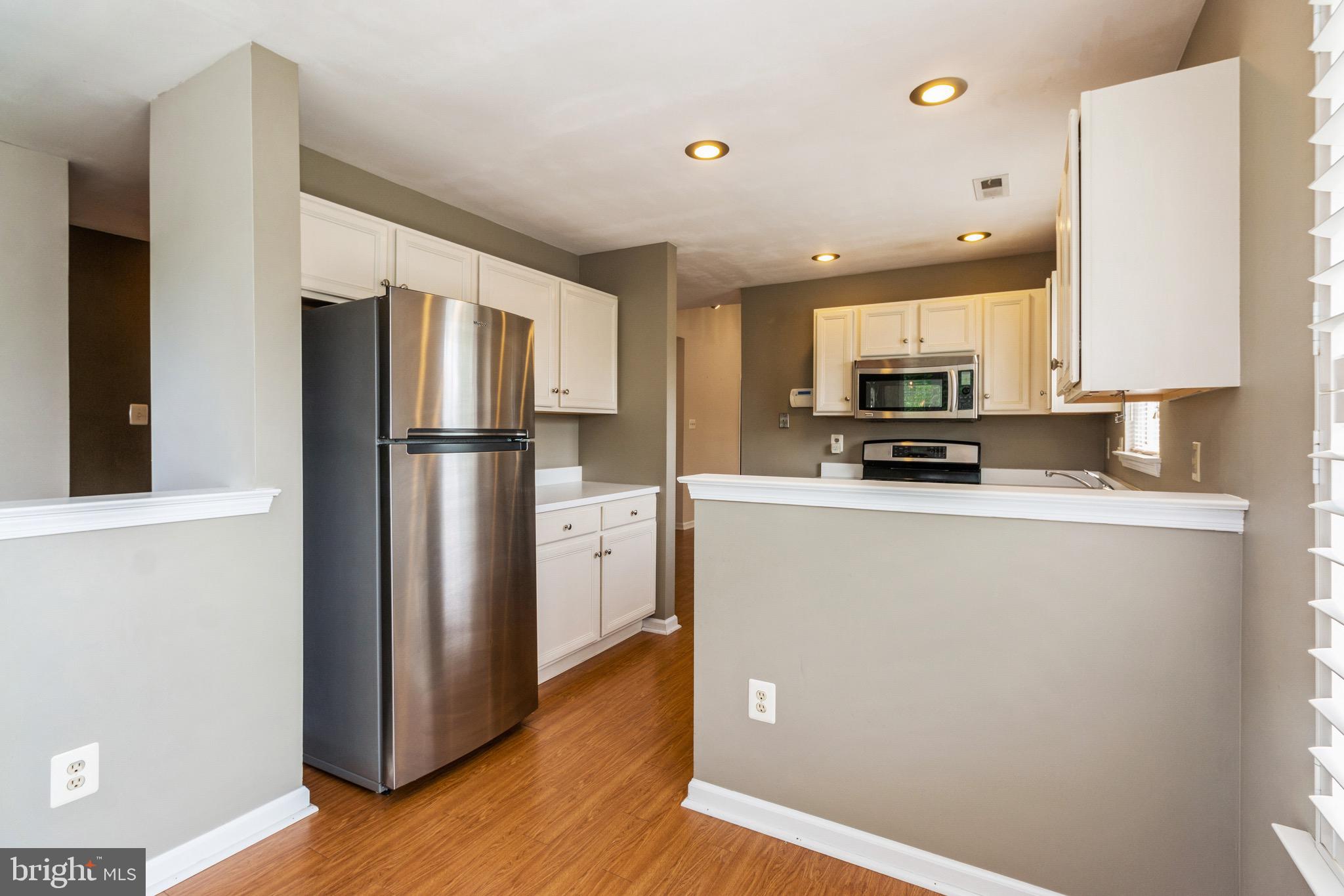 BROOKSTONE - Residential