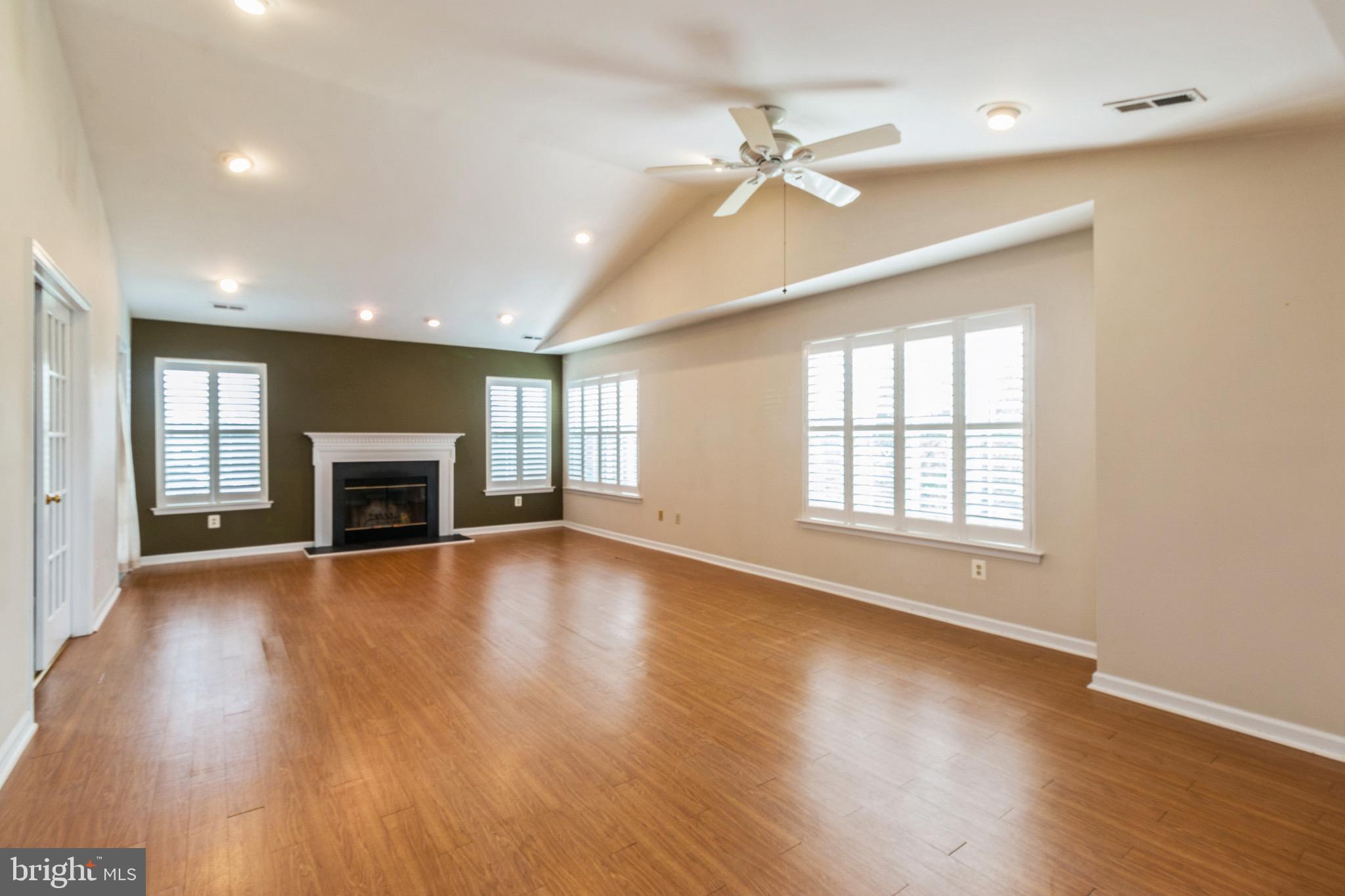 BROOKSTONE - Residential