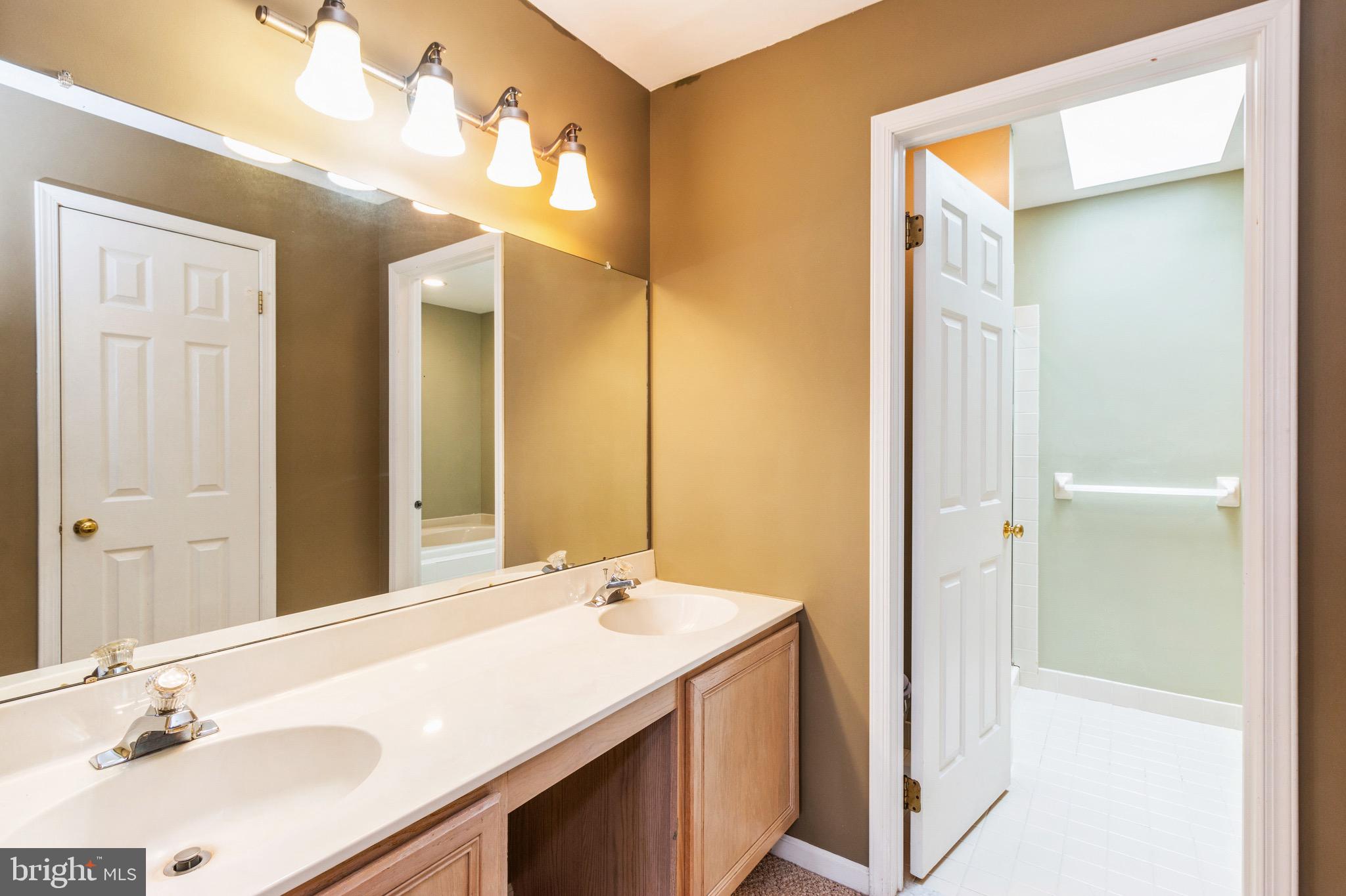 BROOKSTONE - Residential