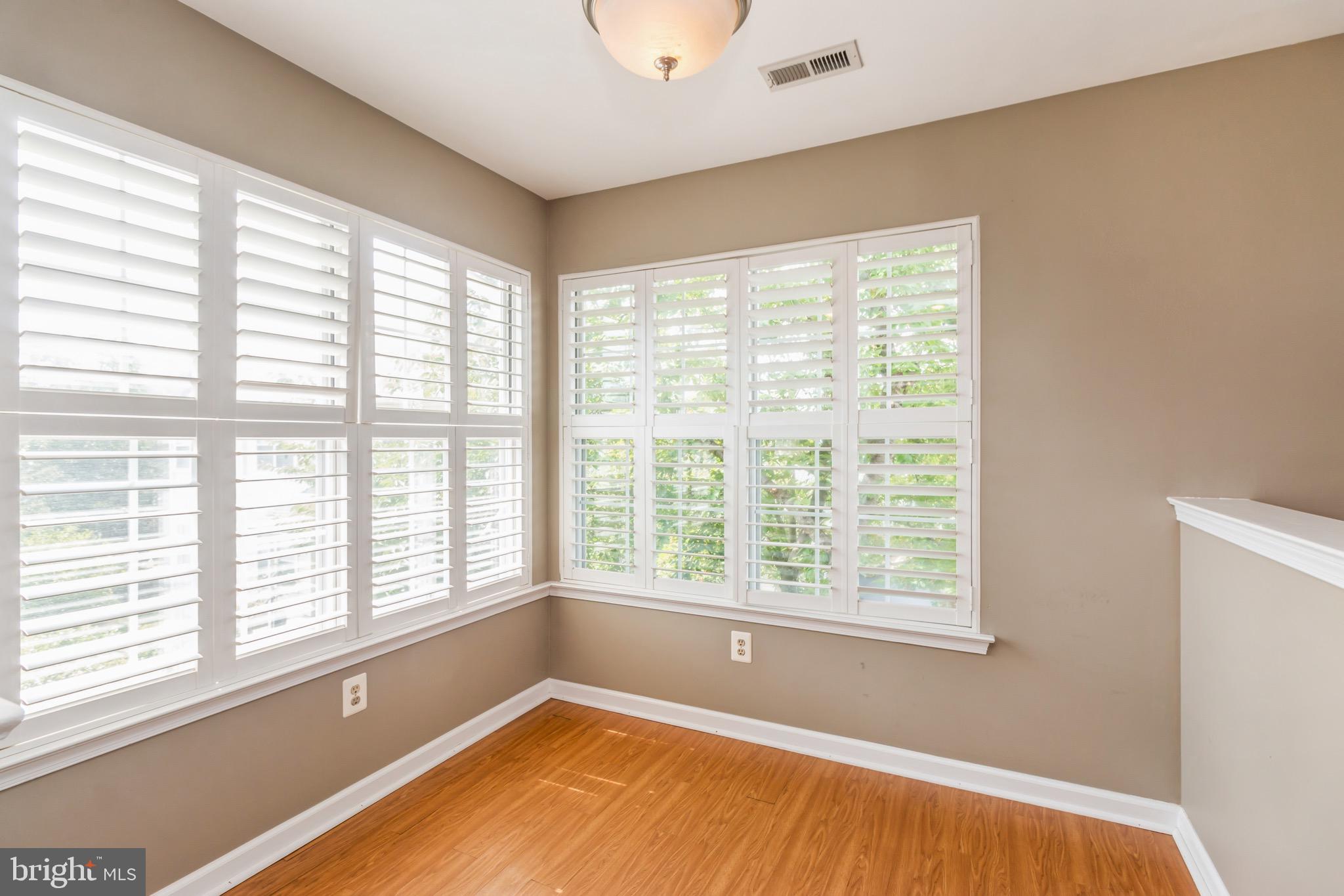 BROOKSTONE - Residential