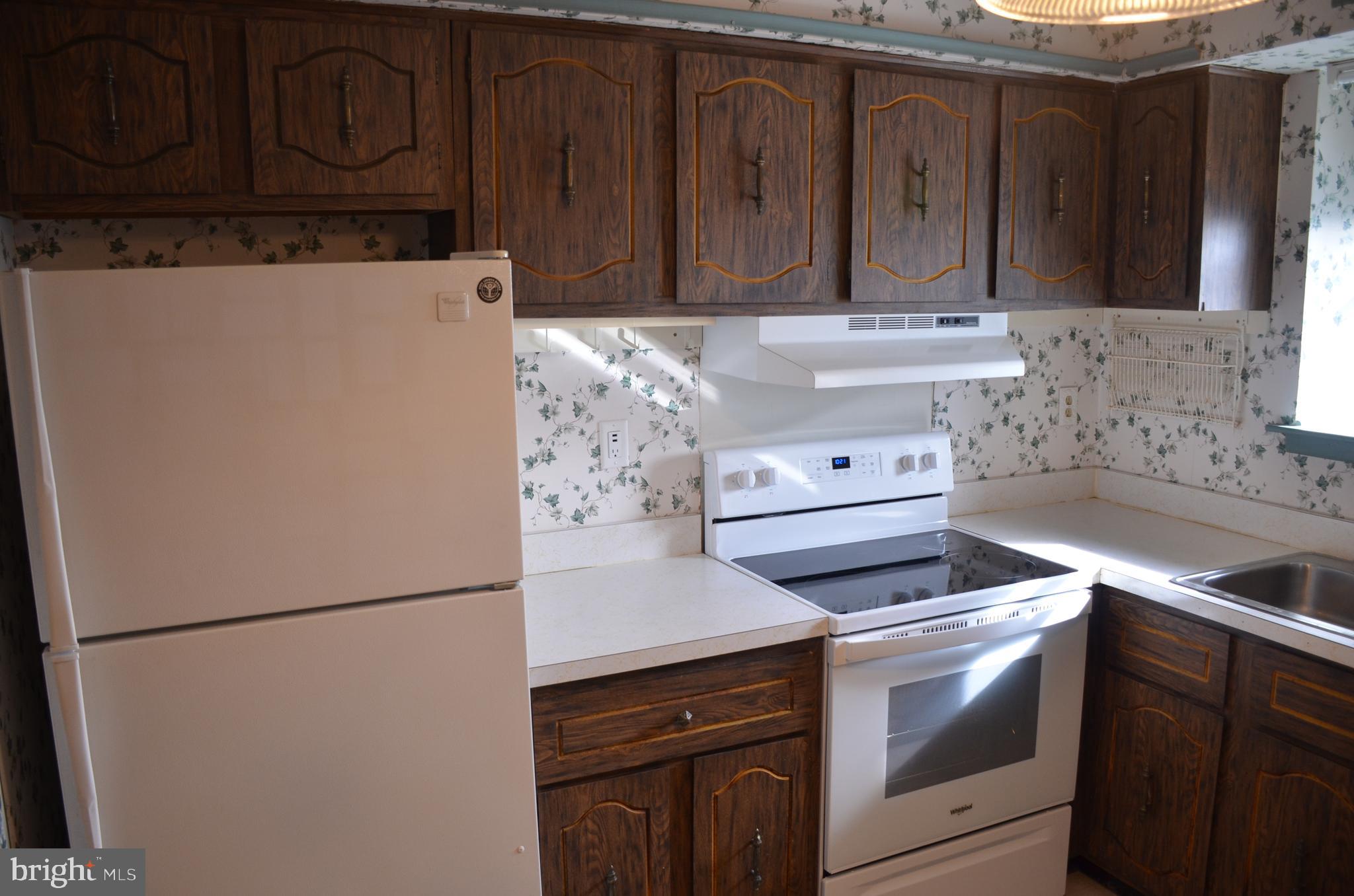 GOVERNOR'S HOUSE - Residential