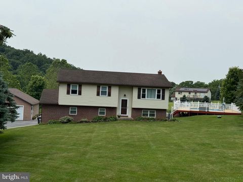 191 MEADOW DRIVE MOHRSVILLE PA 19541