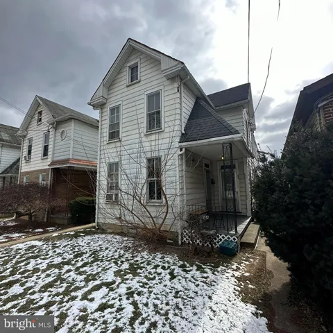484 E Washington Street, Chambersburg, PA 17201 - MLS#: PAFL2025462