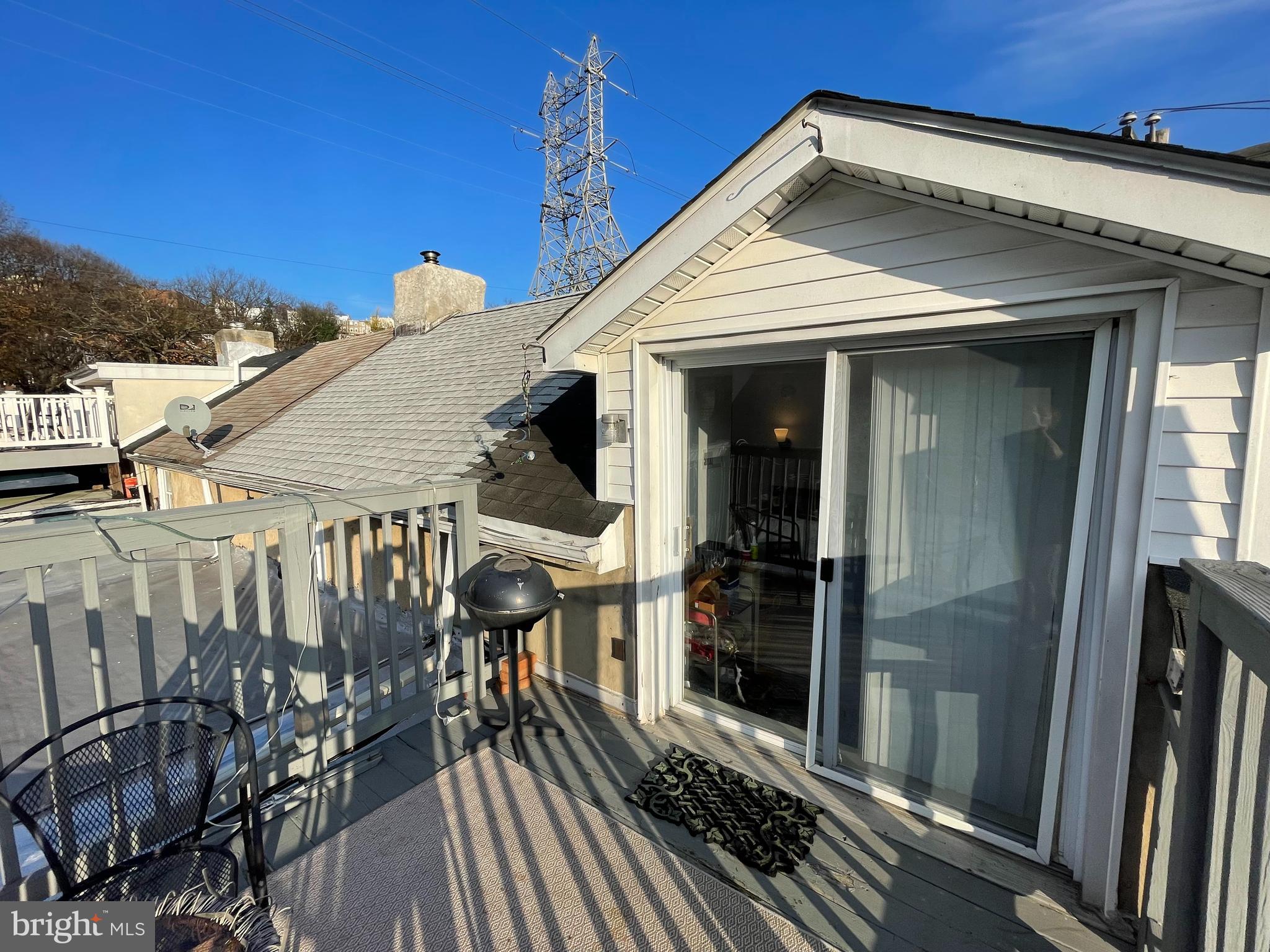 MANAYUNK - Residential Lease