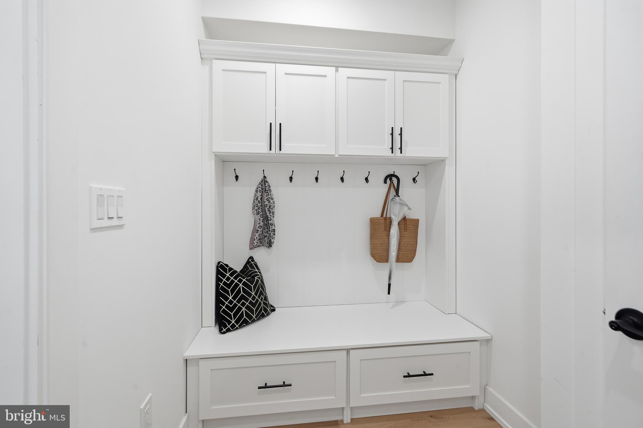 CHURCHVILLE MANOR - Residential