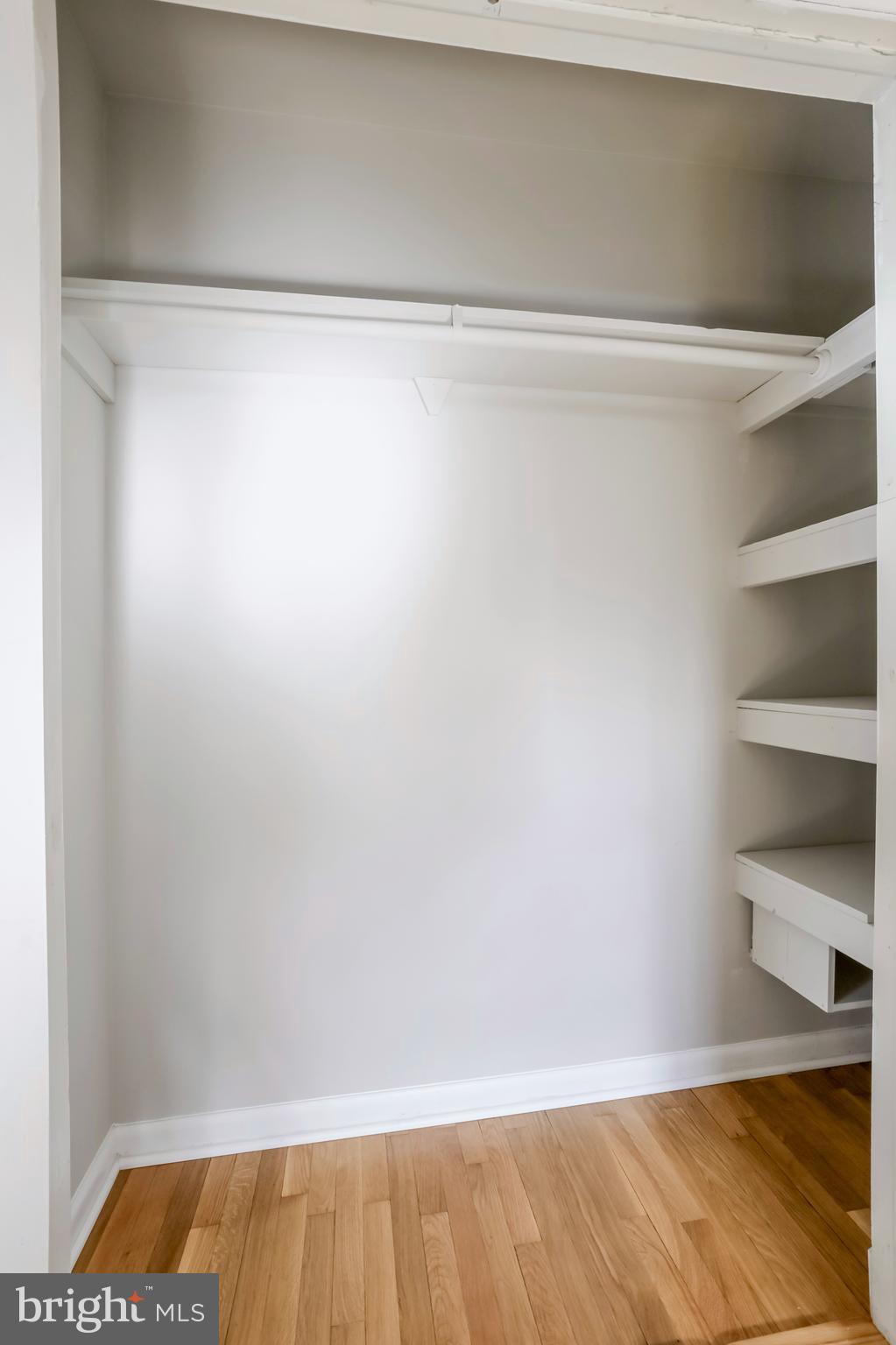 HICKORY HALL ESTATES - Residential