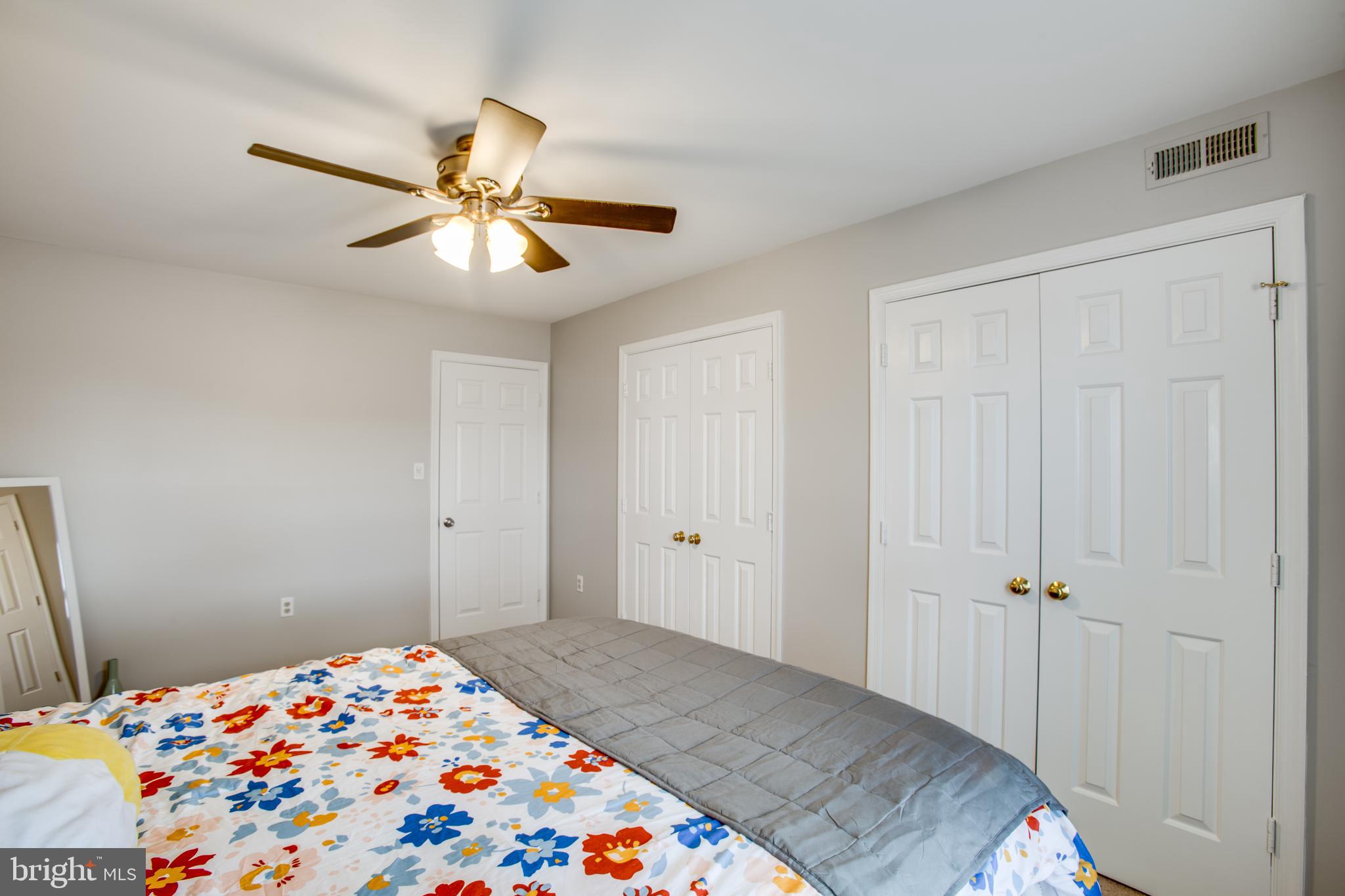 ROLLING OAKS - Residential