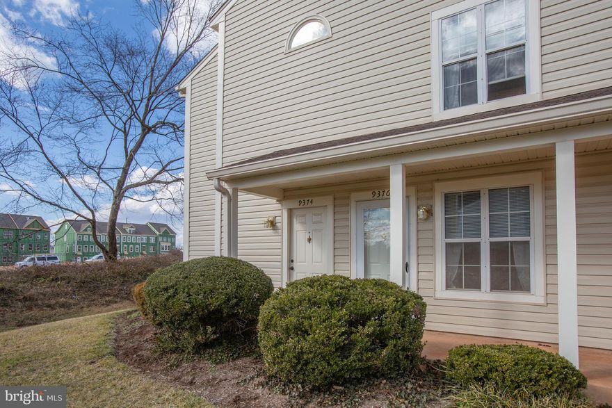 Welcome home to Scarlet Oaks drive where this Condo offers so much Natural sunlight, Hardwood floors, and vaulted ceilings.  The condo will invite you in and you will not want to leave. The open concept is perfect for entertaining guest with dinner parties, holiday gatherings, or happy hour cocktail time. You can sit and sip on your oversized back deck that is covered for those hot summer days. The master bedroom is oversized with TWO closets for extra storage. The home has a secondary bedroom on the third floor loft with its own private full bath. The monthly condo fee includes your water and trash bill which is an extra bonus. The hot water heater was replaced in the last two months. This home is ready for you to move in and start enjoying the downtown life. There are so many shops, restaurants, brewers, and the farmers market right at your finger tips as this condo is only half a mile away from the heart of Old Town Manassas.