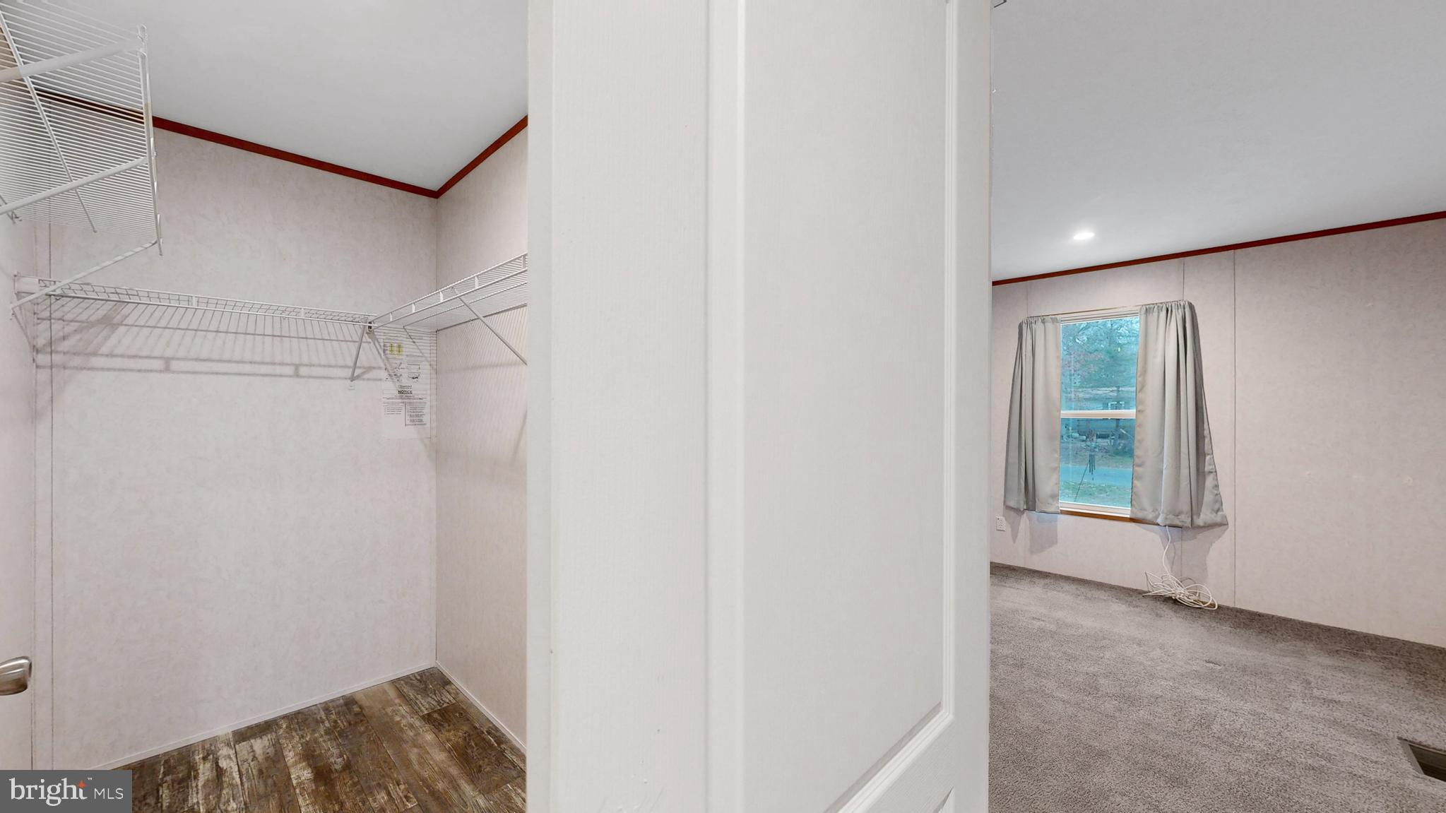 CAPTAINS GRANT - Residential