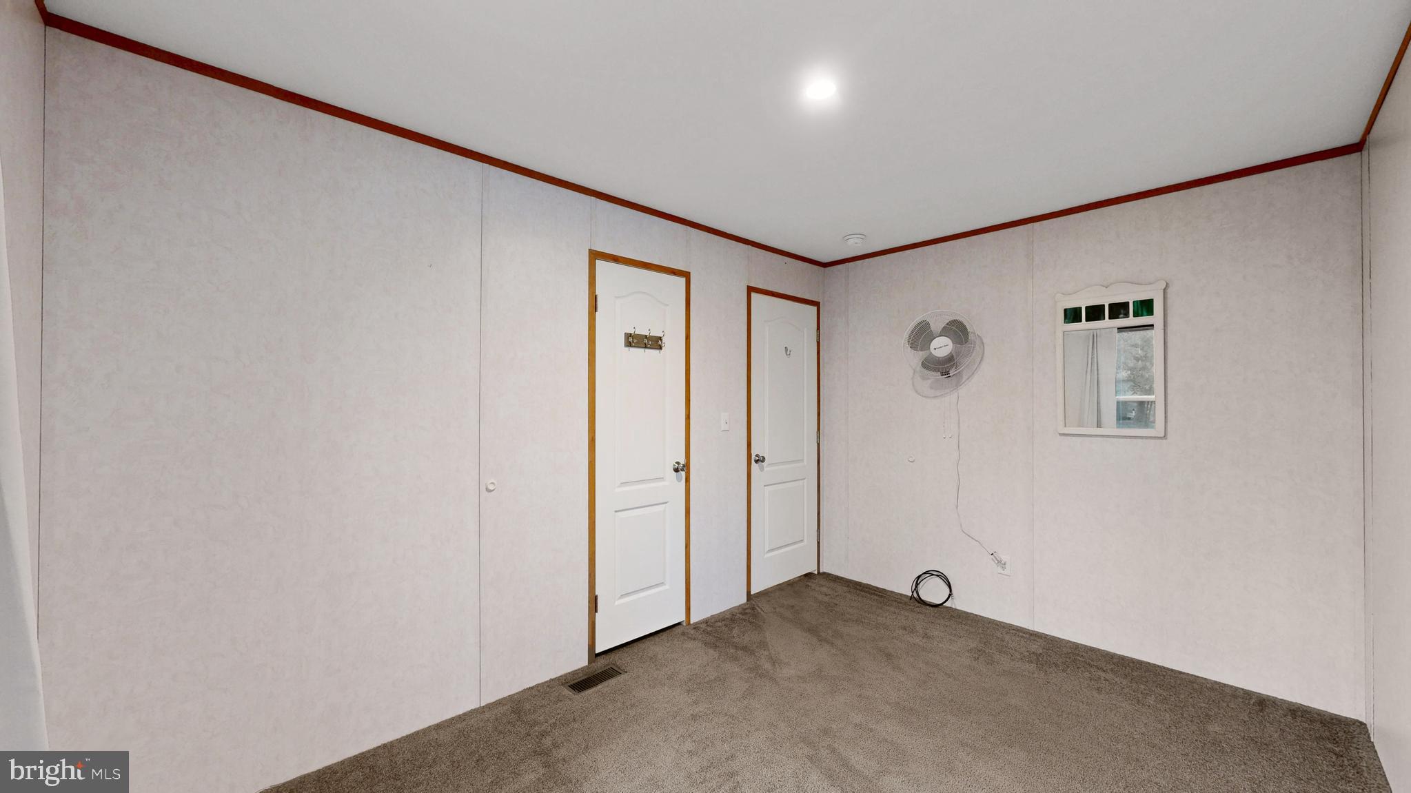 CAPTAINS GRANT - Residential