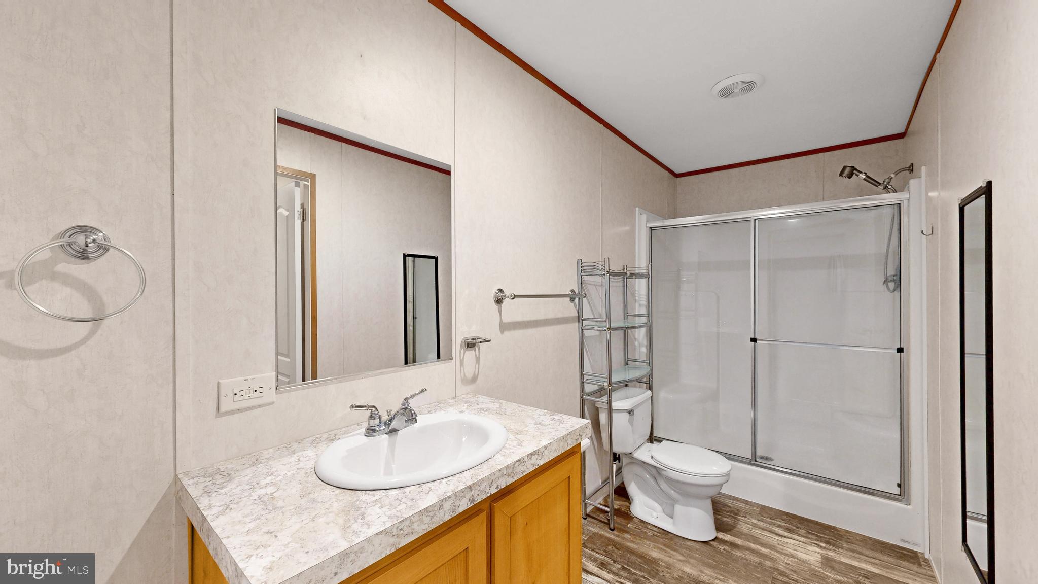 CAPTAINS GRANT - Residential