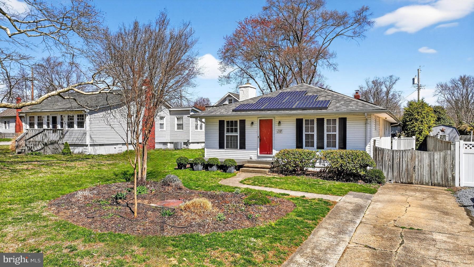 BEVERLEY BEACH - Residential