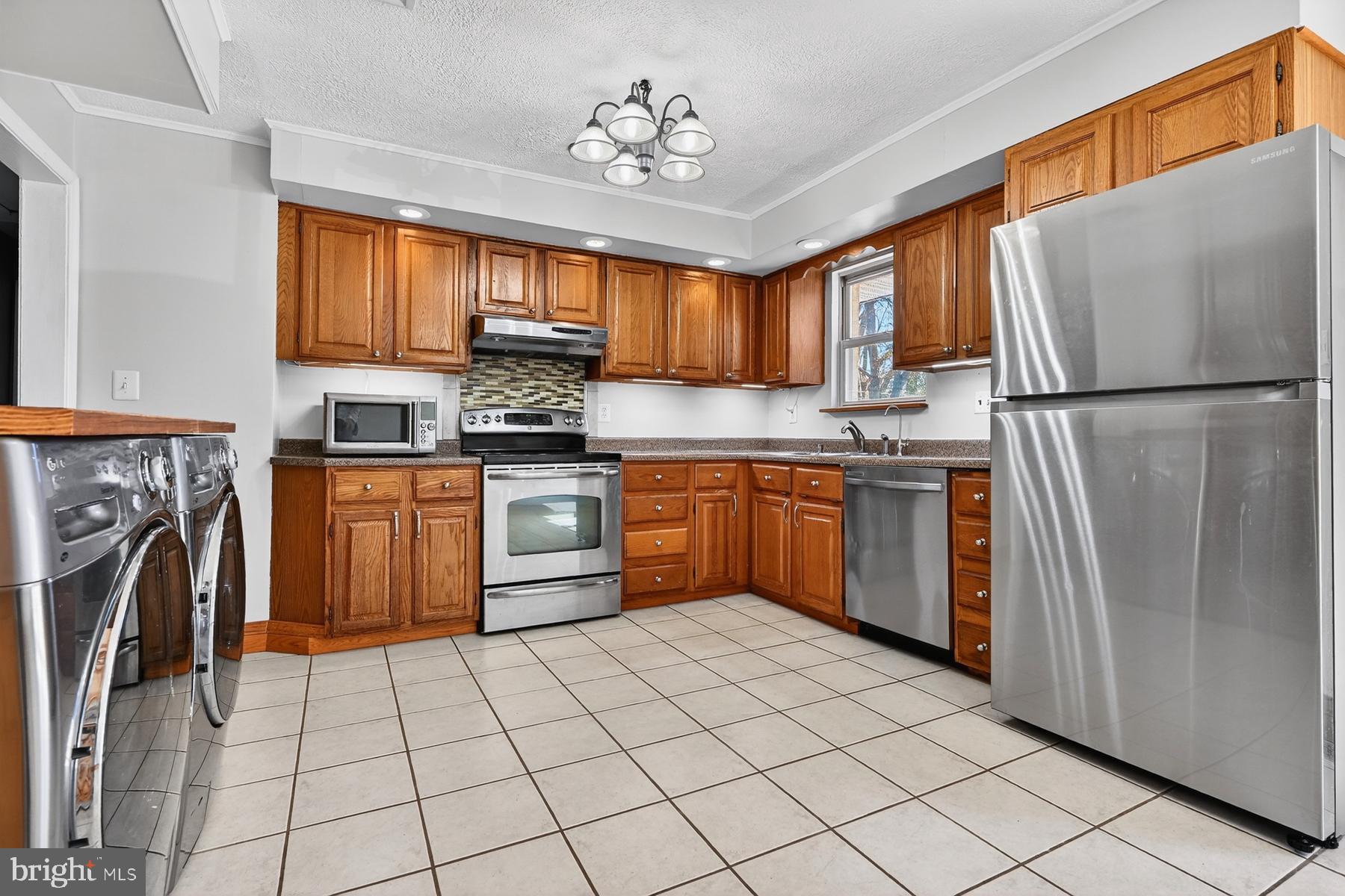 BEVERLEY BEACH - Residential