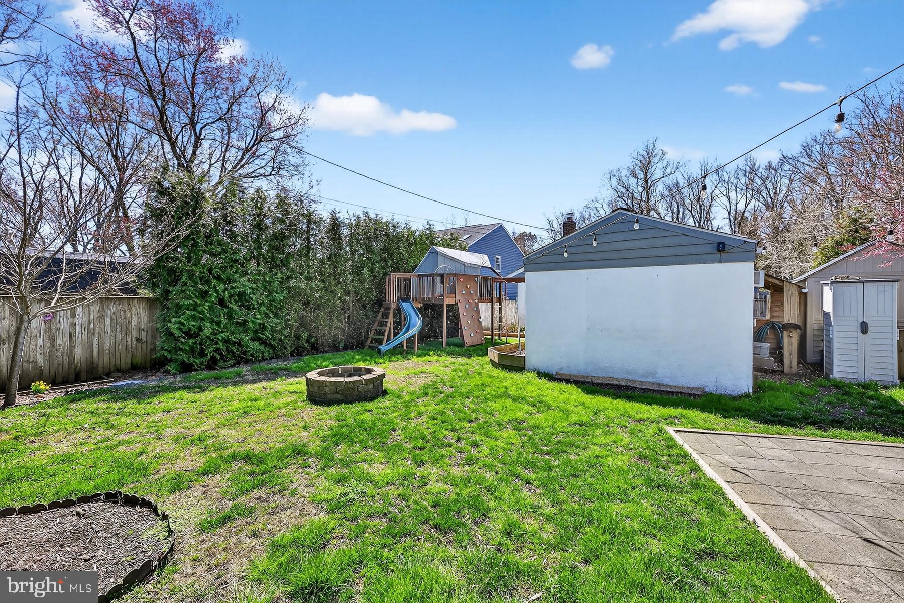 BEVERLEY BEACH - Residential