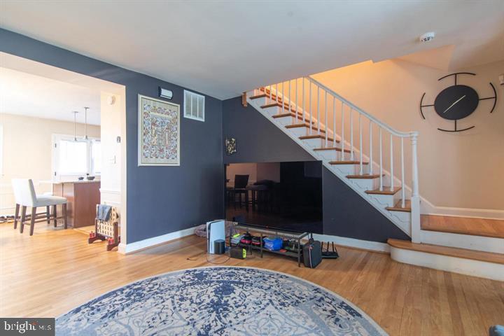 GWYNN OAK - Residential Lease