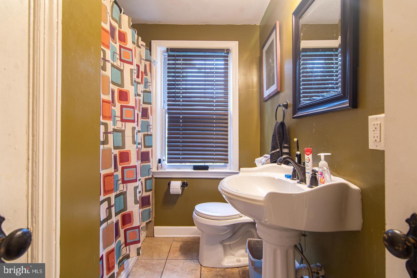 GWYNN OAK - Residential Lease