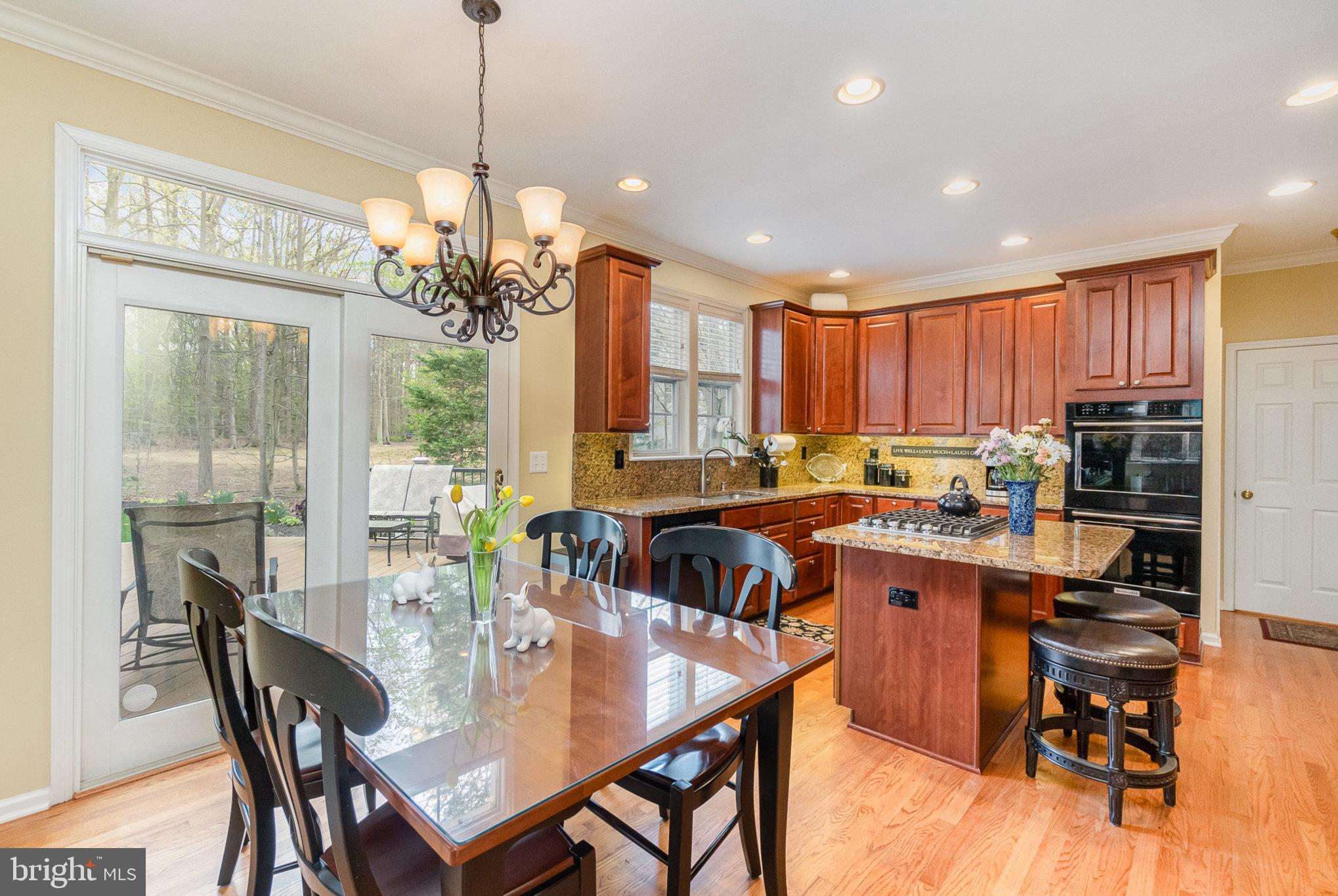 VINEYARD OAK - Residential