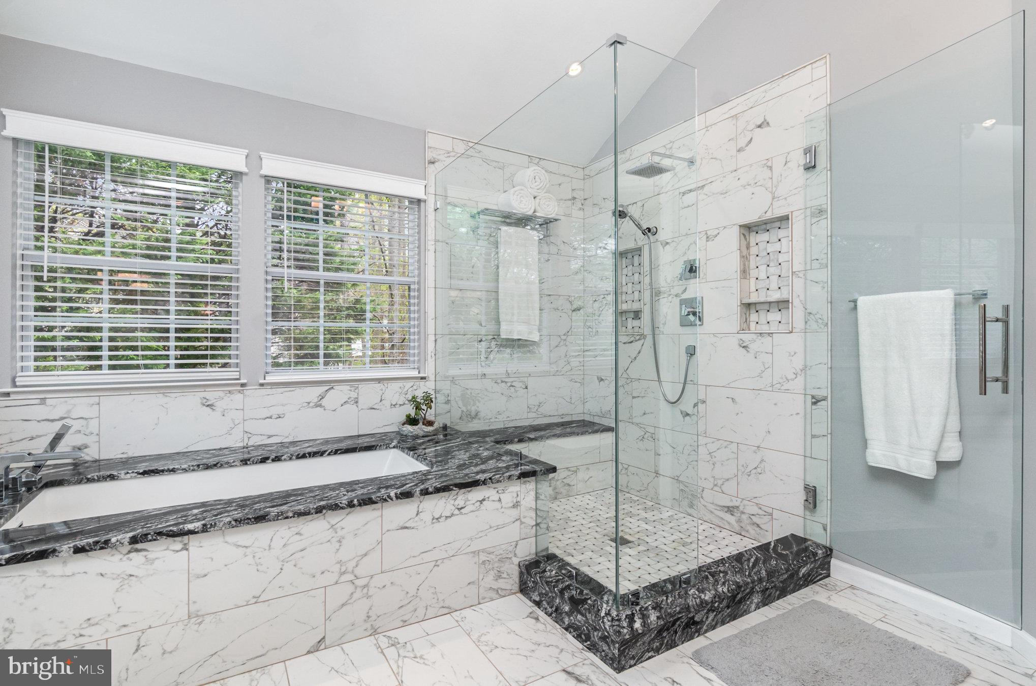 VINEYARD OAK - Residential