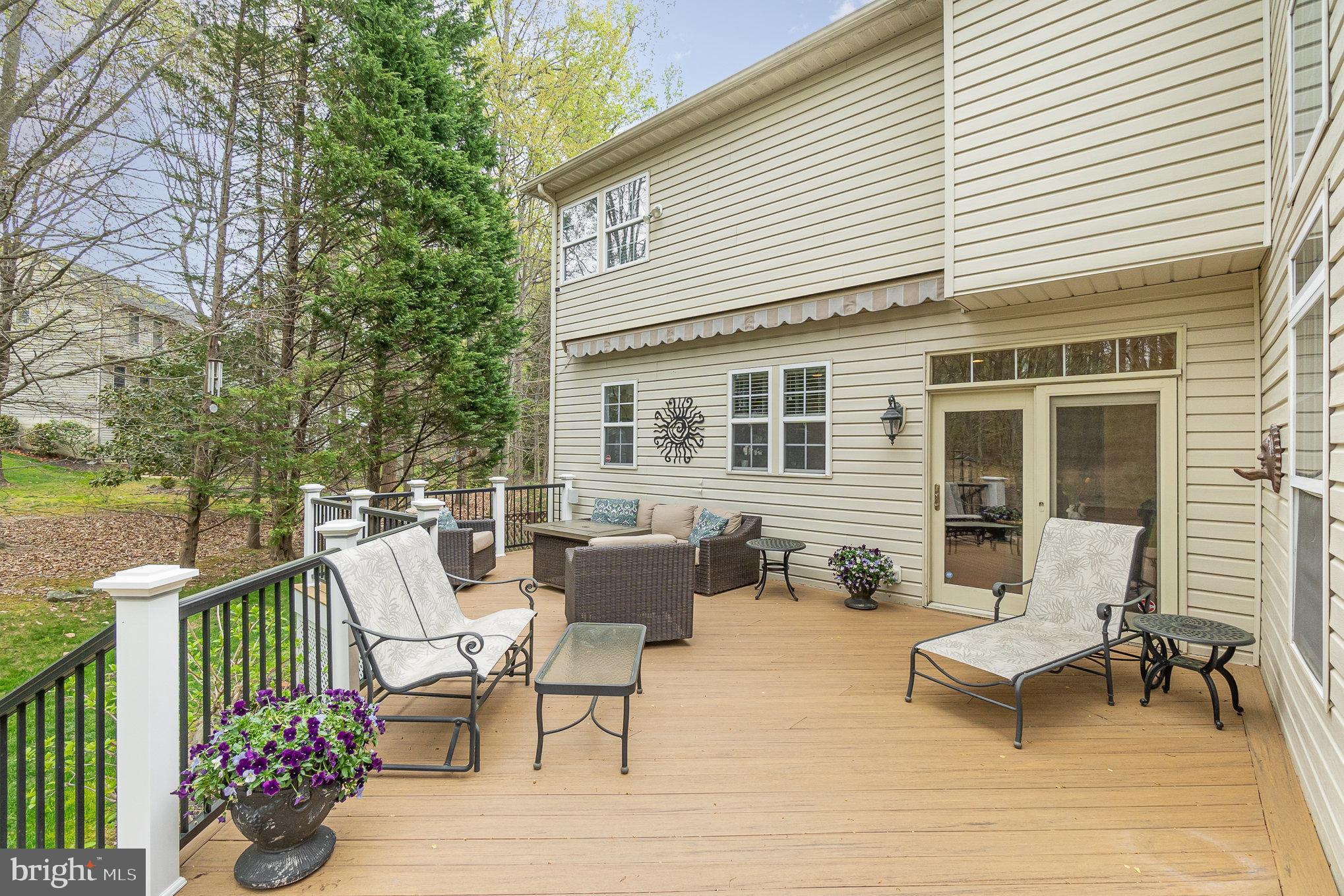 VINEYARD OAK - Residential