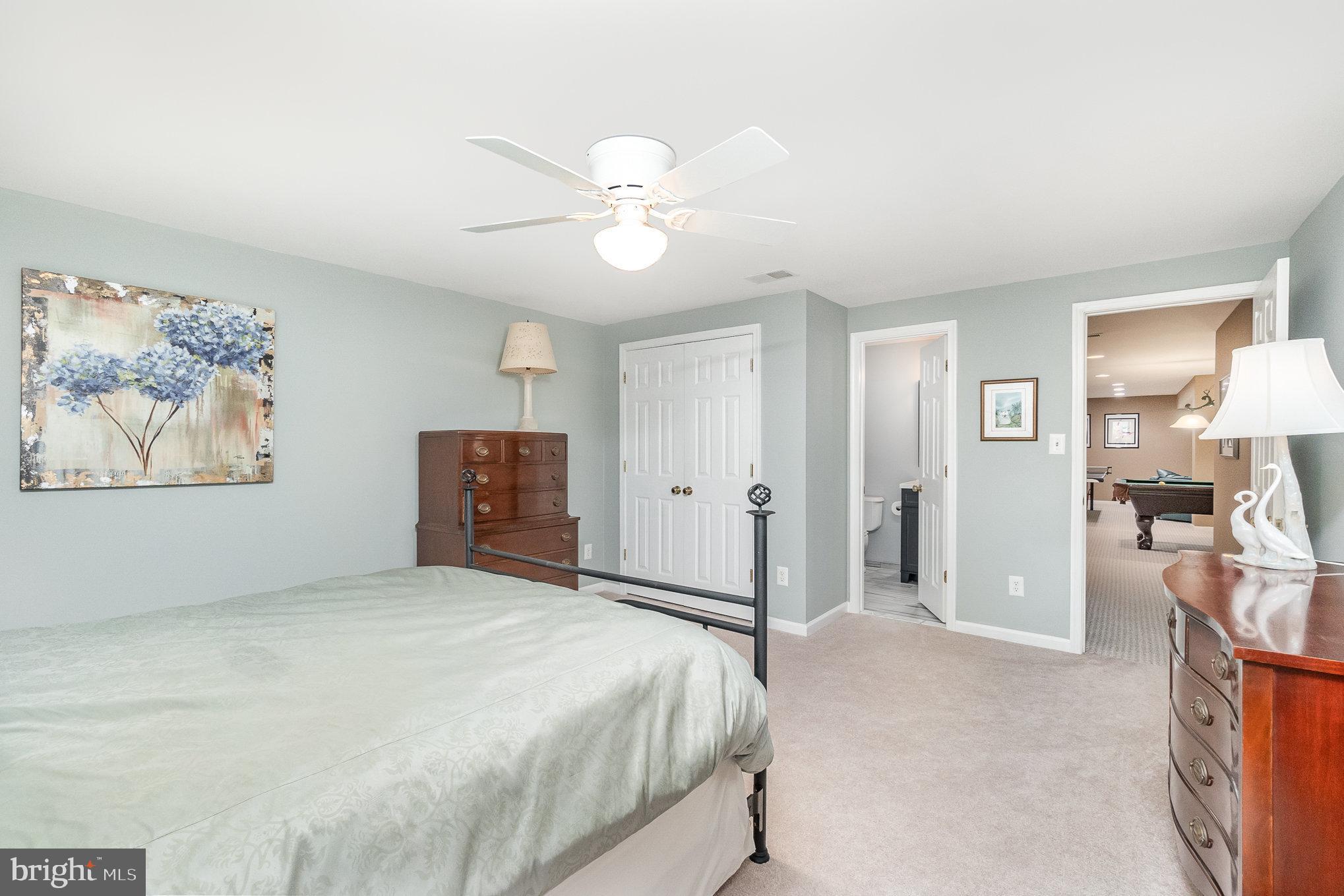 VINEYARD OAK - Residential