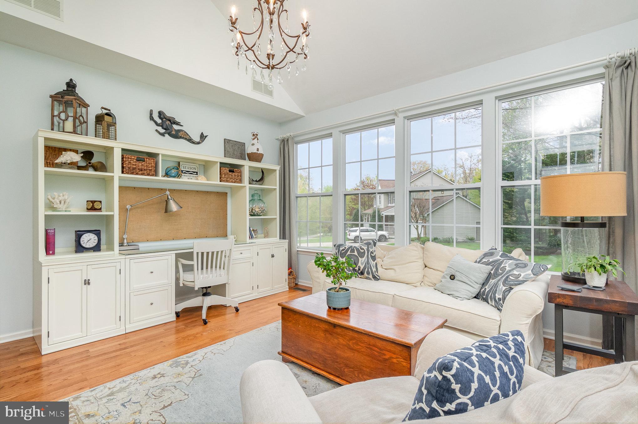 VINEYARD OAK - Residential