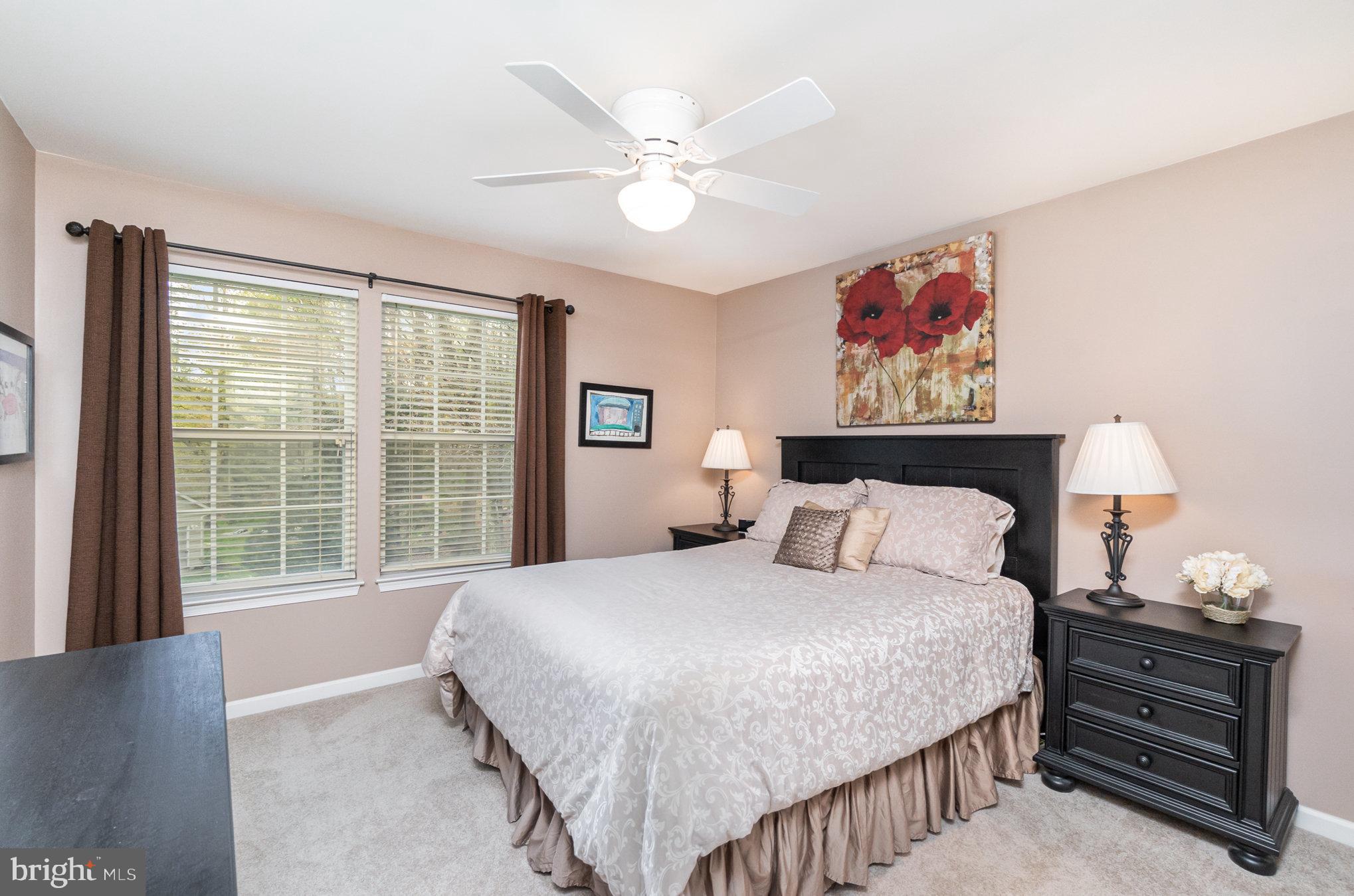 VINEYARD OAK - Residential