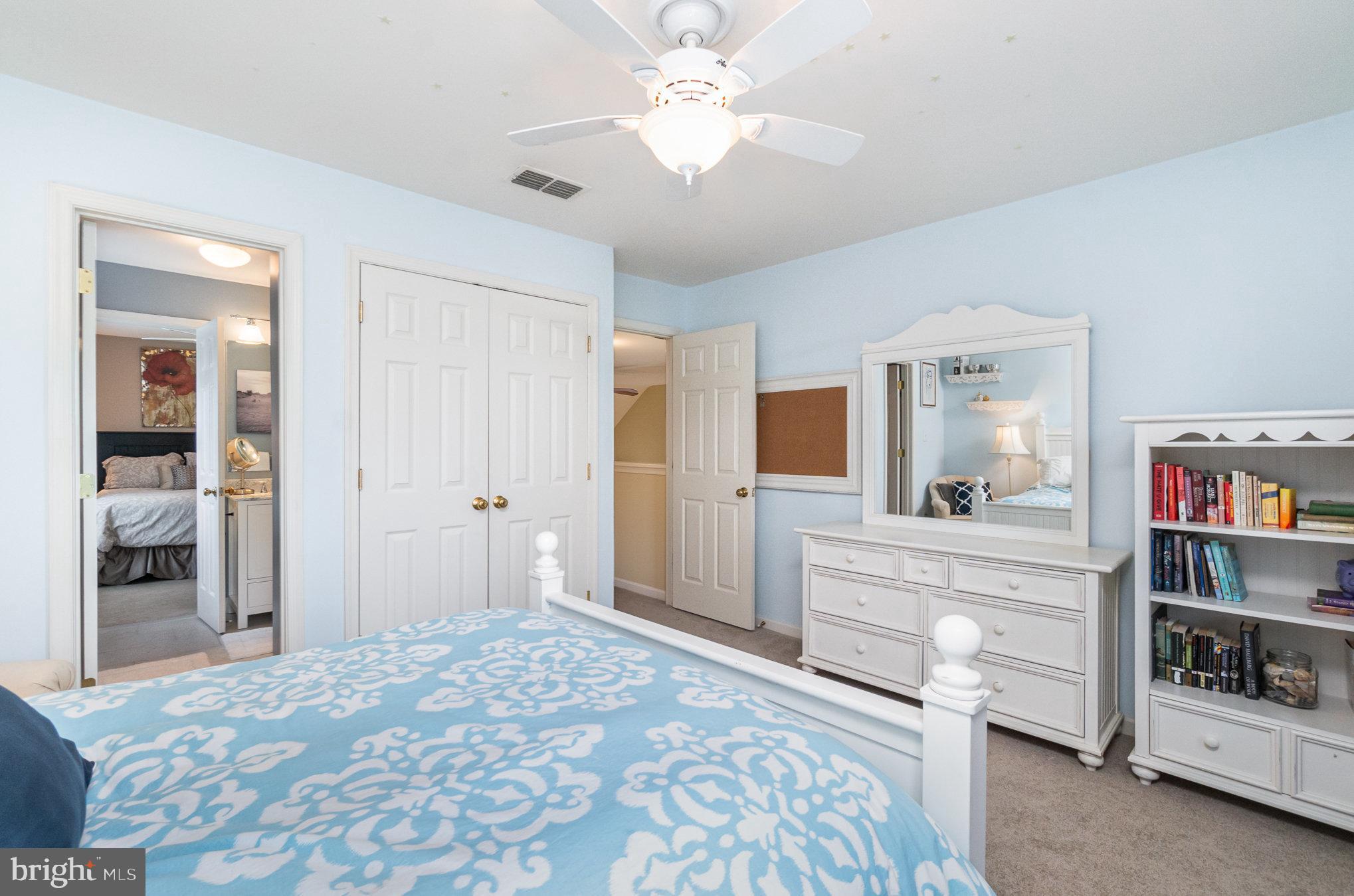 VINEYARD OAK - Residential