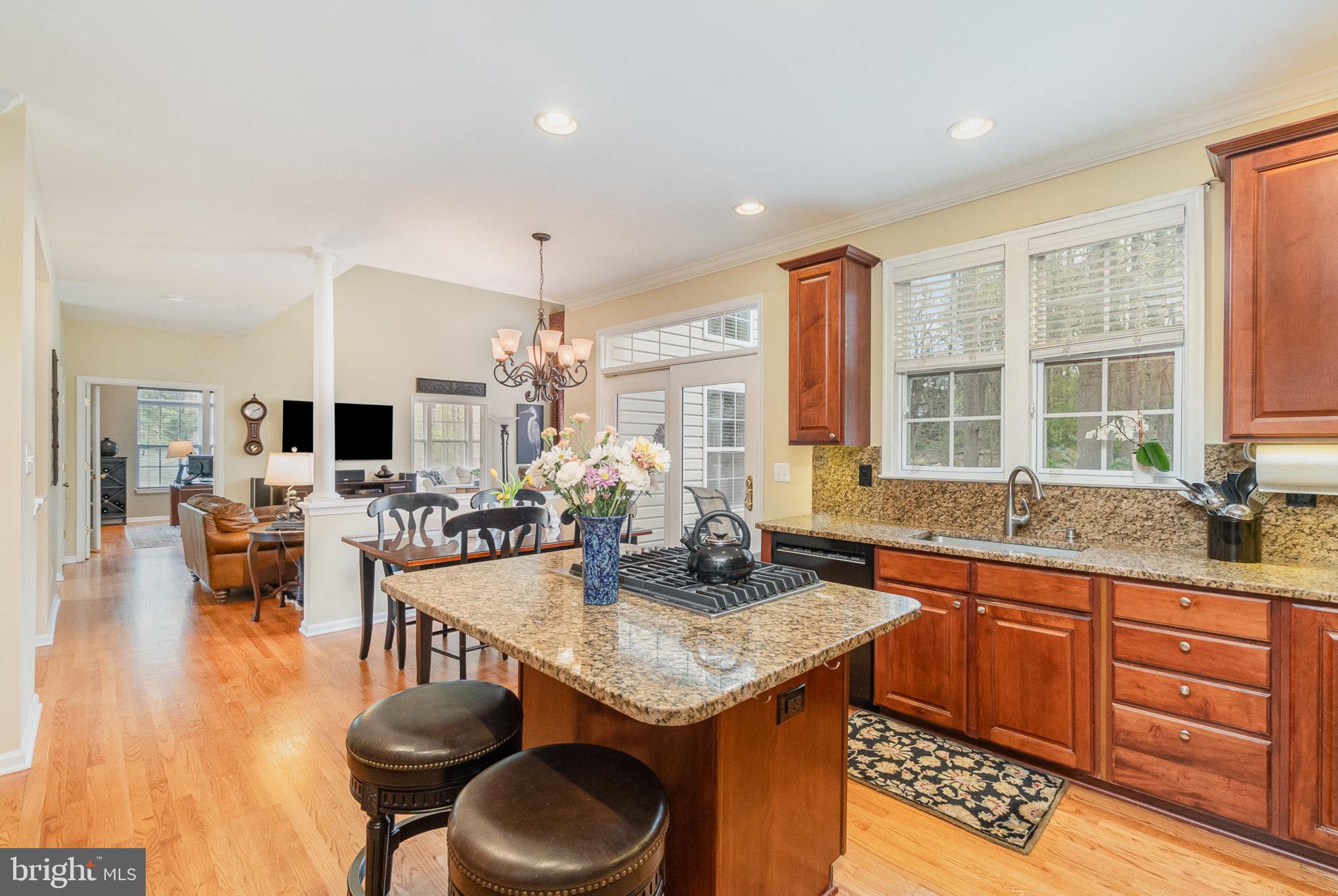 VINEYARD OAK - Residential