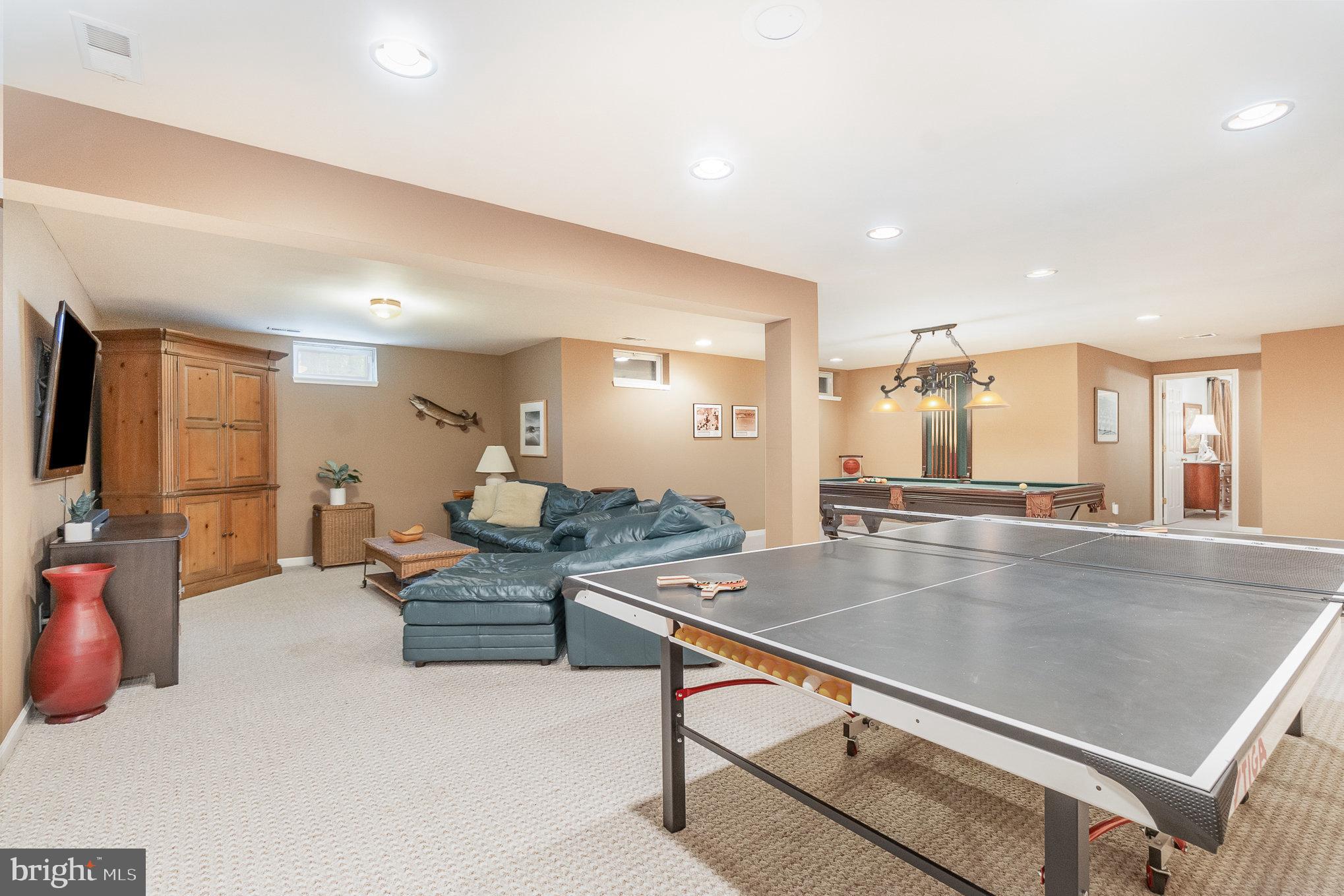 VINEYARD OAK - Residential