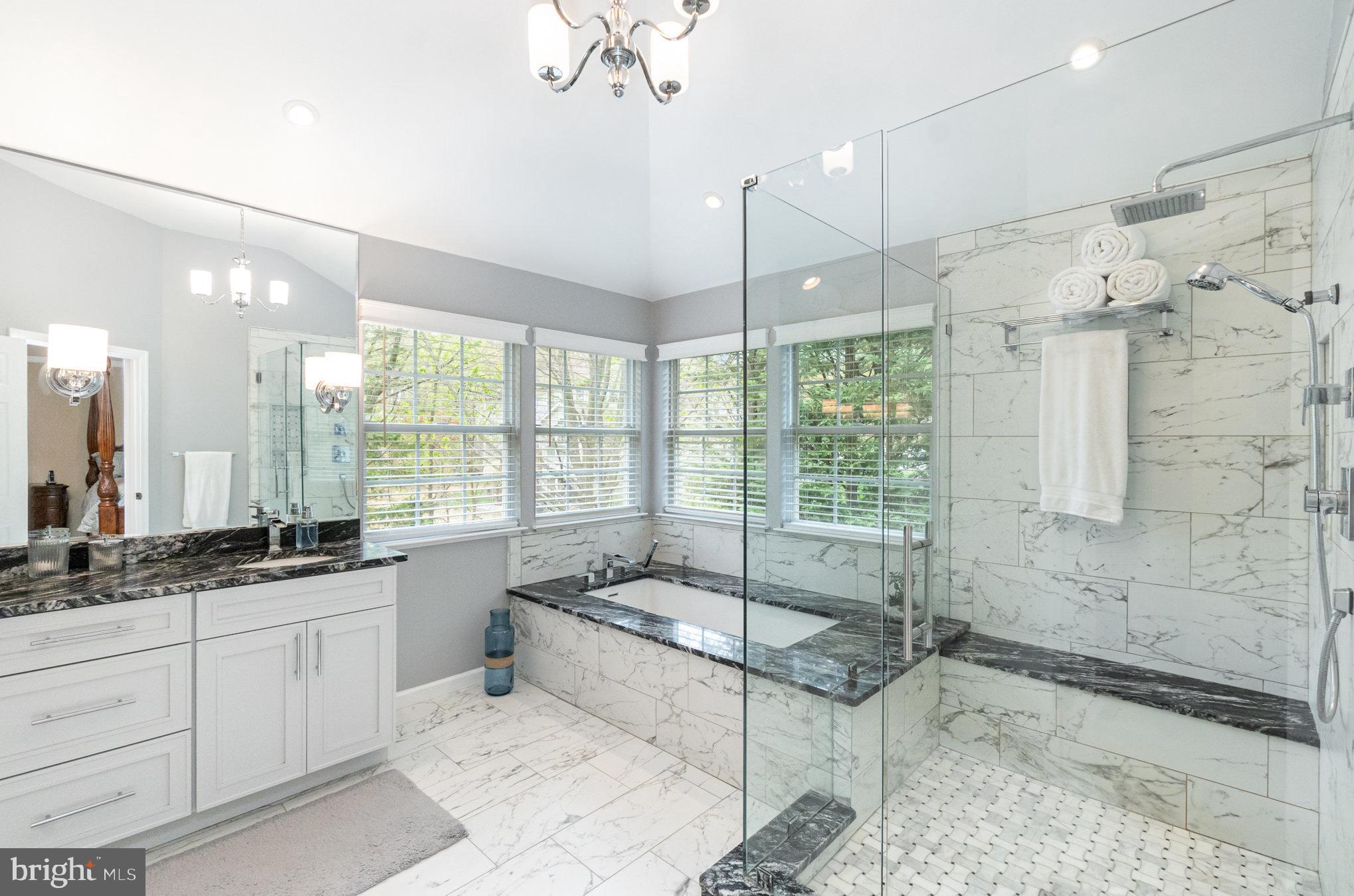 VINEYARD OAK - Residential