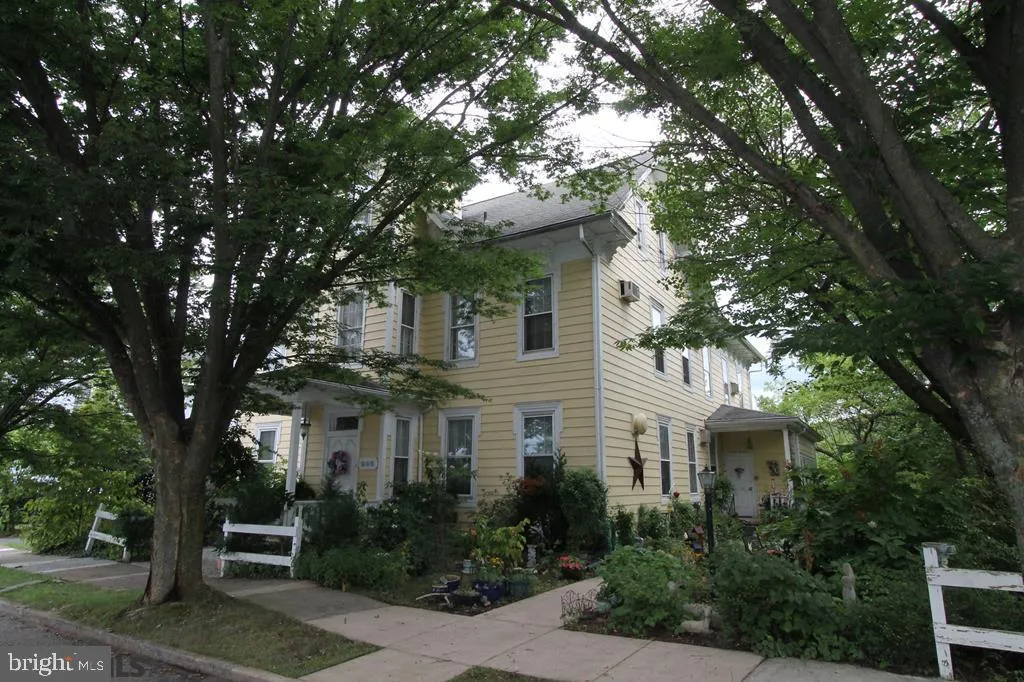 205 W Curtin Street, Bellefonte, PA 16823
